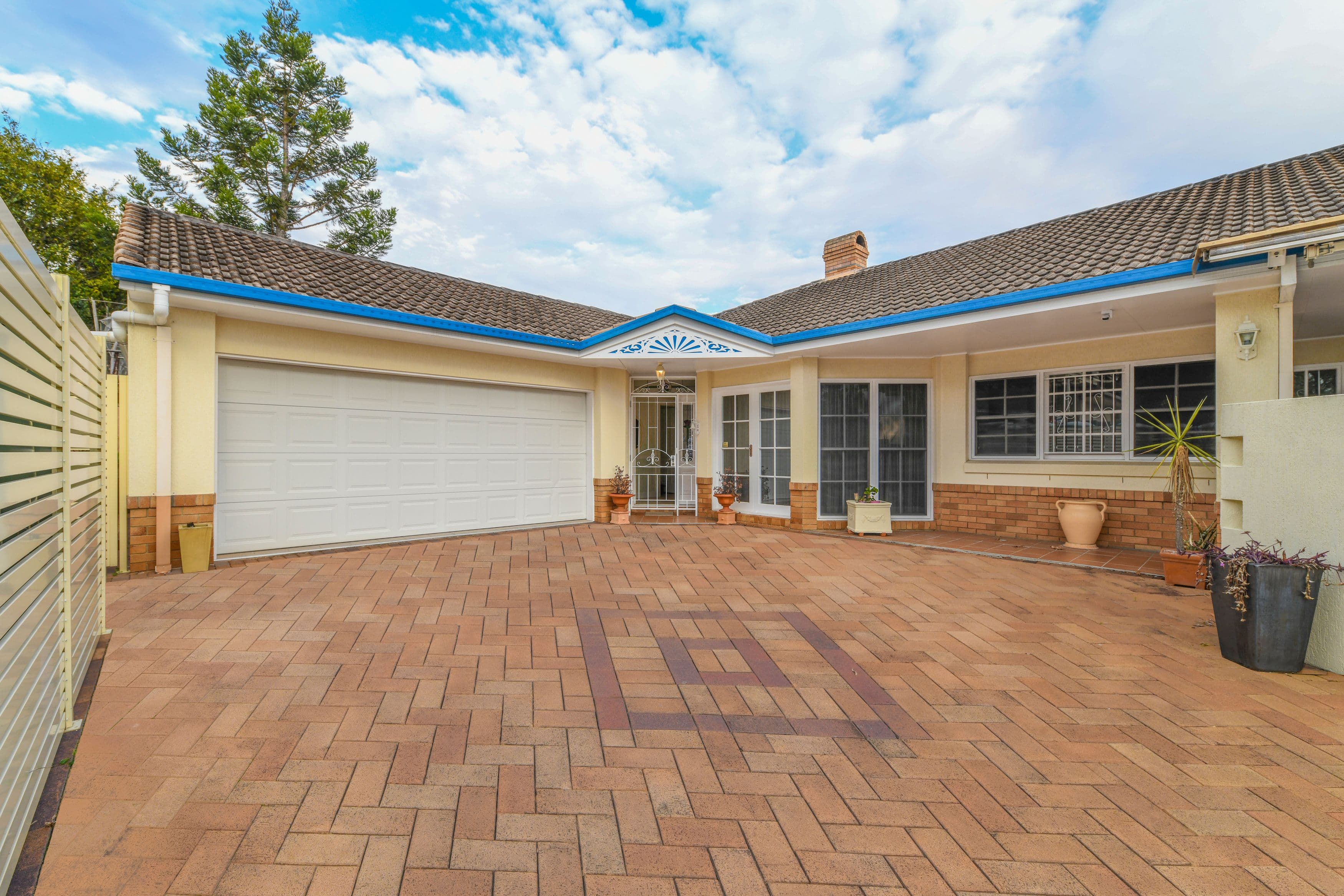 6 Regal Place, Aspley QLD 4034, Aspley - Thumbnail 2