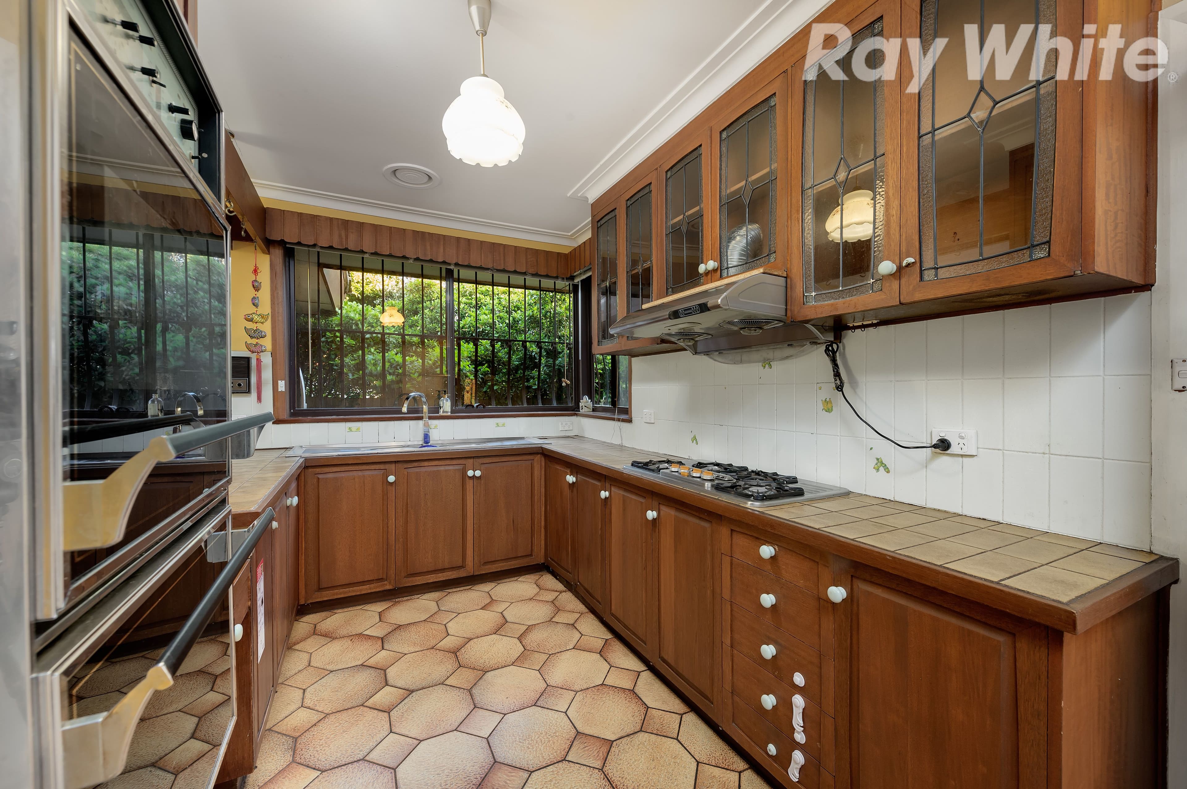 4 Hermitage Crescent, Bundoora VIC 3083, Bundoora - Thumbnail 4