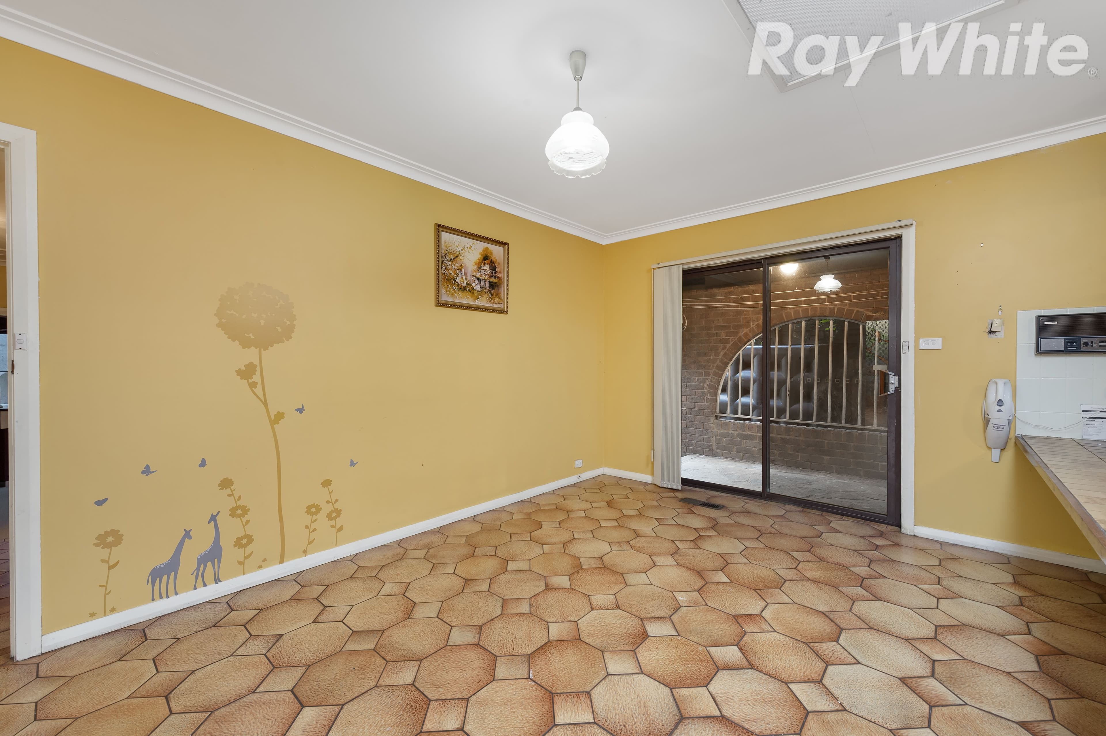 4 Hermitage Crescent, Bundoora VIC 3083, Bundoora - Thumbnail 5