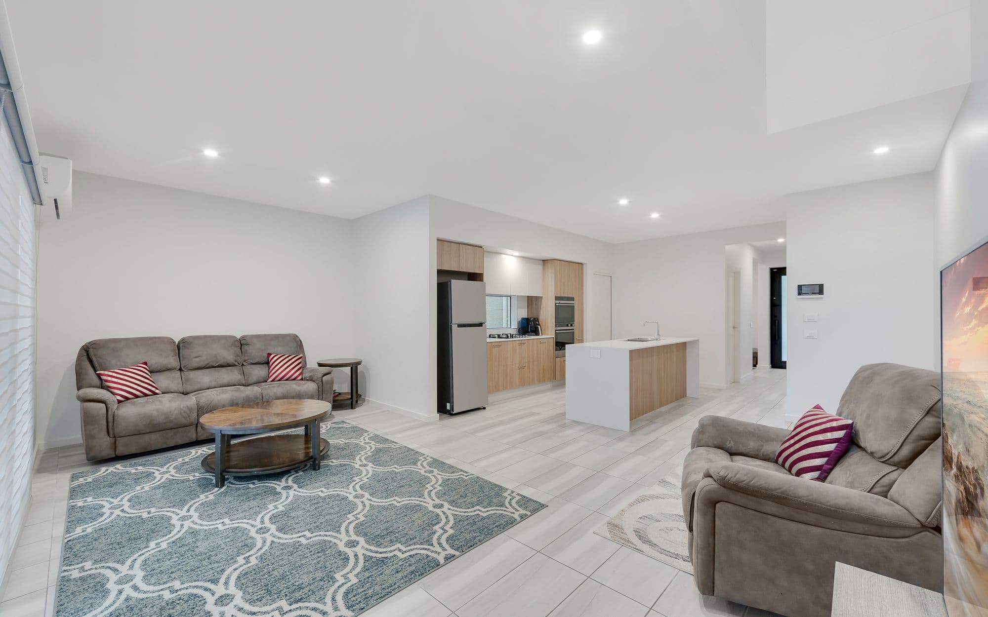 82 Fairbank Drive, GLEDSWOOD HILLS NSW 2557, Gledswood Hills - Thumbnail 5