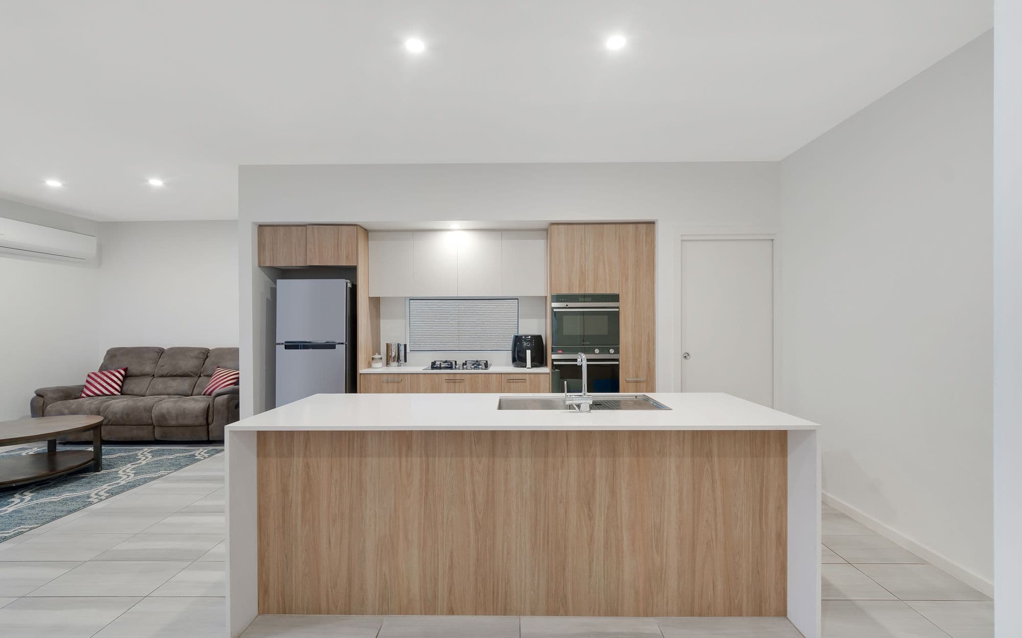 82 Fairbank Drive, GLEDSWOOD HILLS NSW 2557, Gledswood Hills - Thumbnail 6