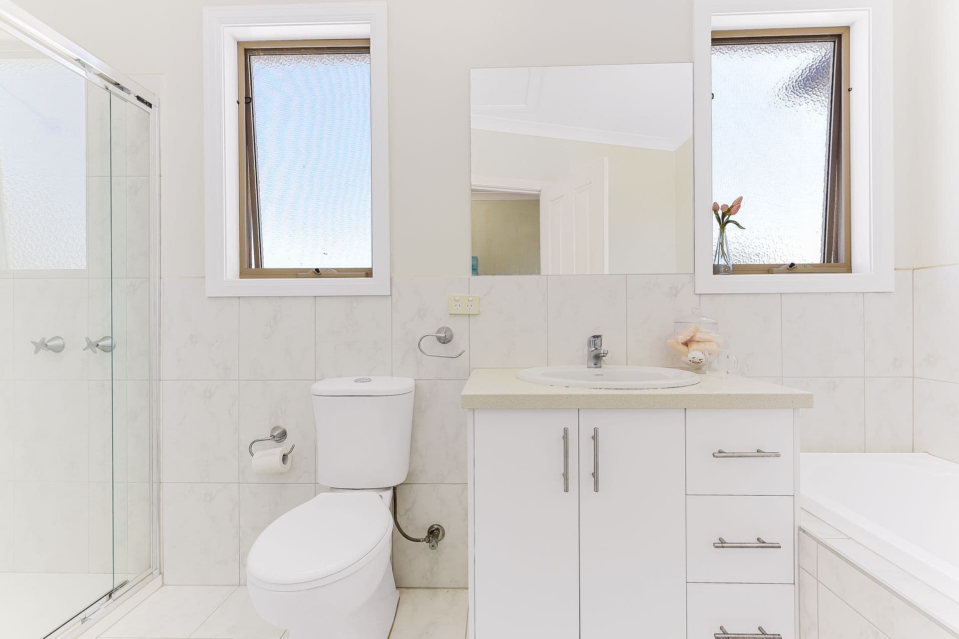 4 Daniher Close, Berwick VIC 3806, Berwick - Thumbnail 8
