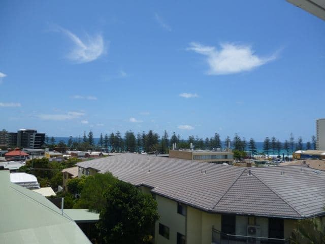15 Ewart Street, BURLEIGH HEADS QLD 4220, Burleigh Heads - Thumbnail 3