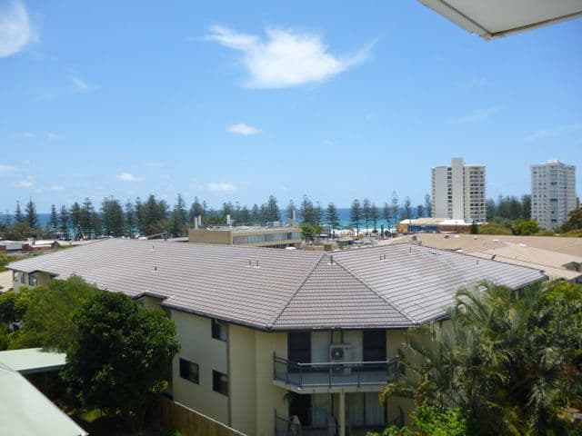 15 Ewart Street, BURLEIGH HEADS QLD 4220, Burleigh Heads - Thumbnail 6