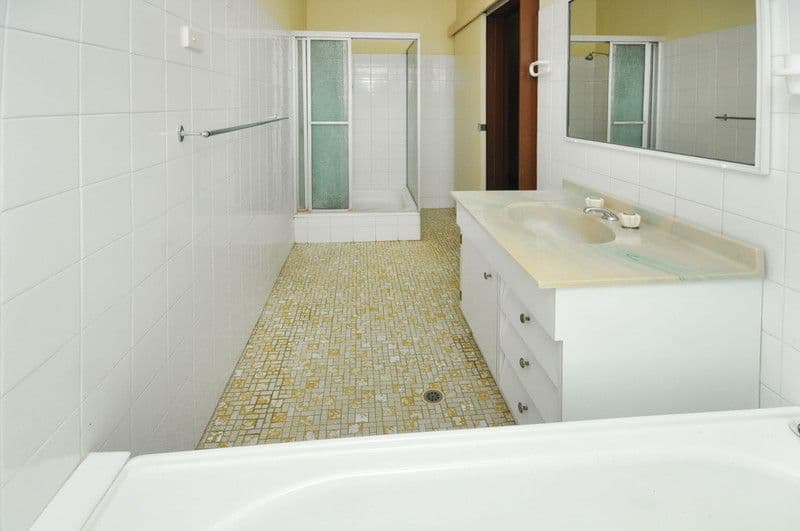 106 Leckie Road, KEDRON QLD 4031, Kedron - Thumbnail 2