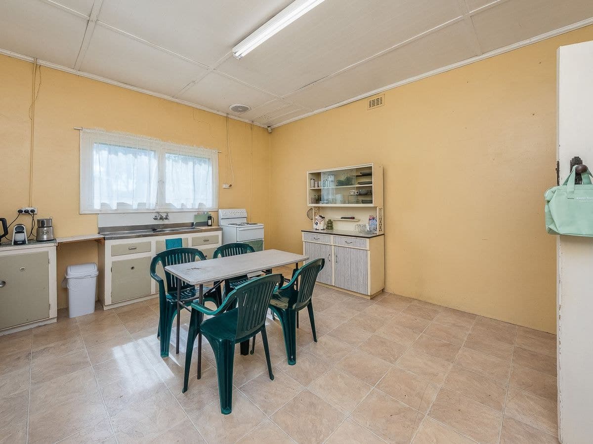 72 Hill Street, Murray Bridge, Murray Bridge - Thumbnail 7