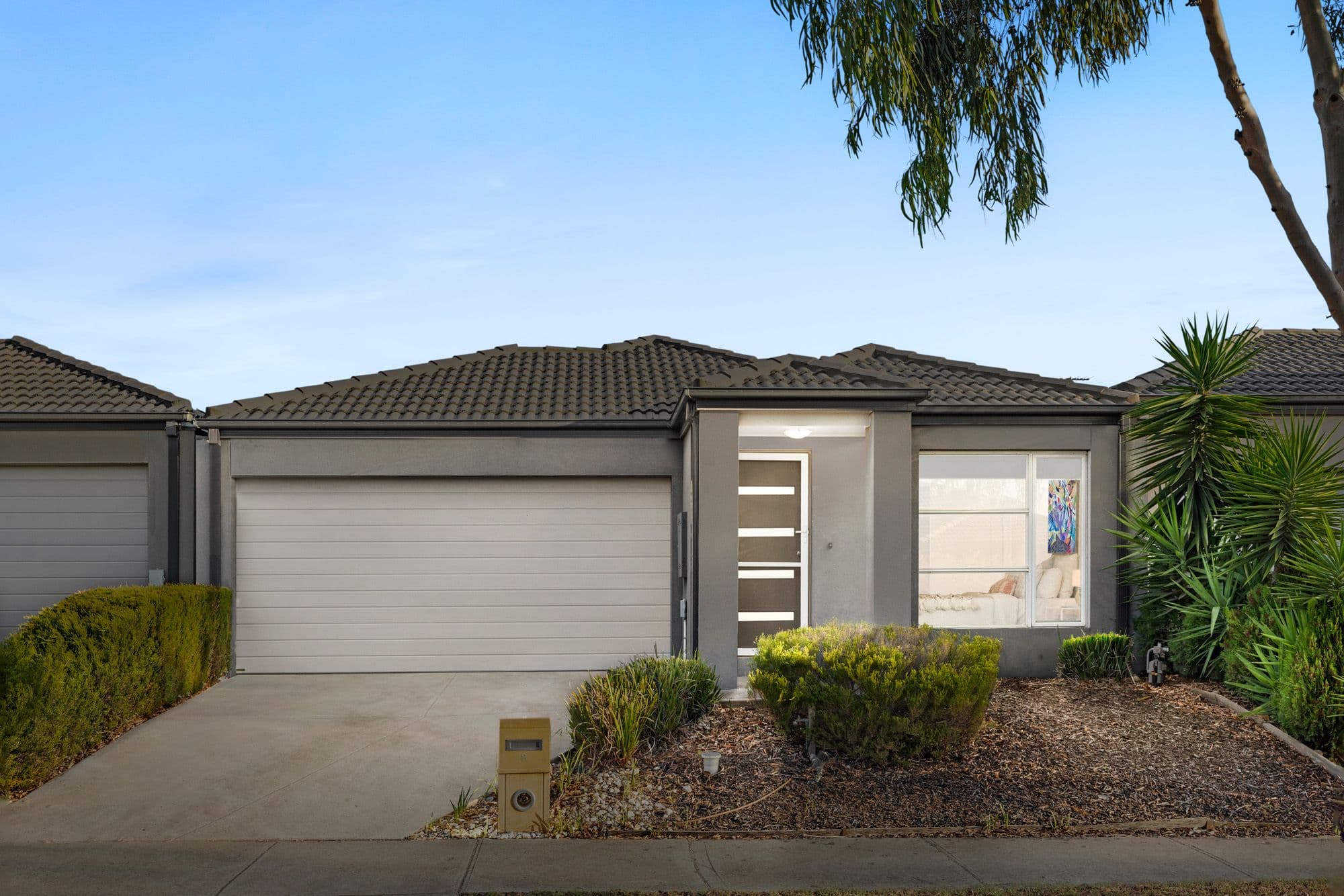 8 Talisker Street, Tarneit VIC 3029, Tarneit - Image 1