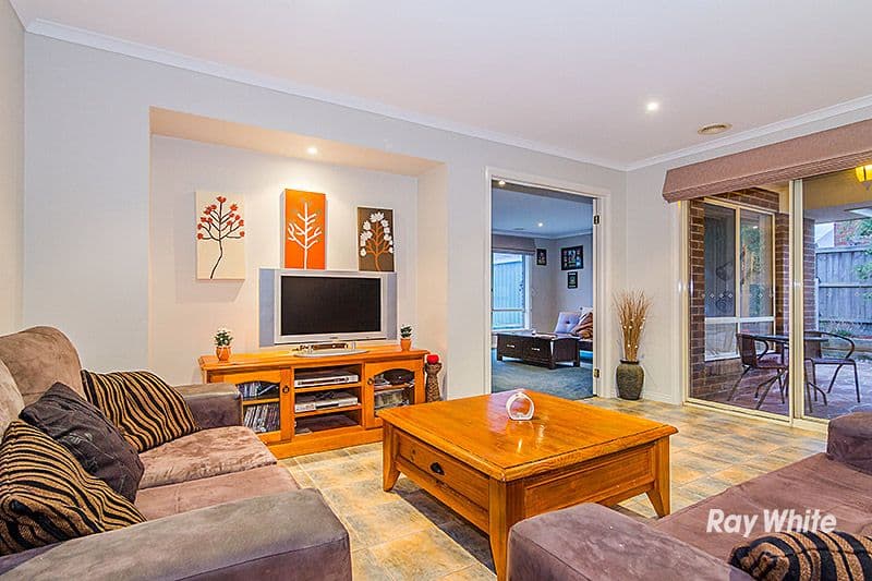 24 Sussex Avenue, CRANBOURNE NORTH VIC 3977, Cranbourne North - Thumbnail 8