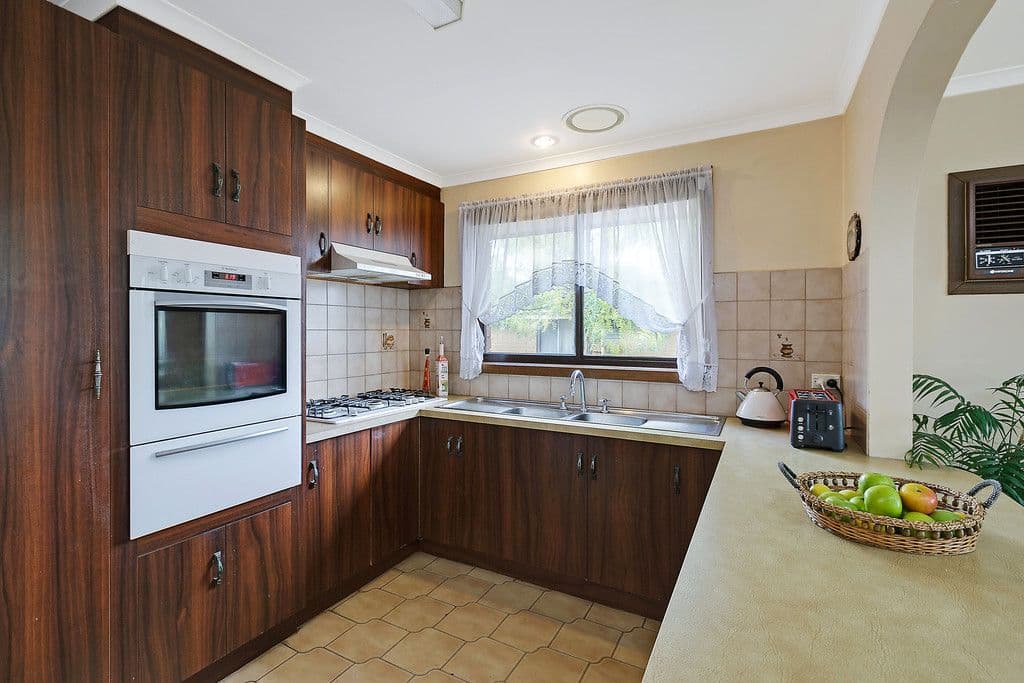 28 Memorial Avenue, Epping VIC 3076, Epping - Thumbnail 5