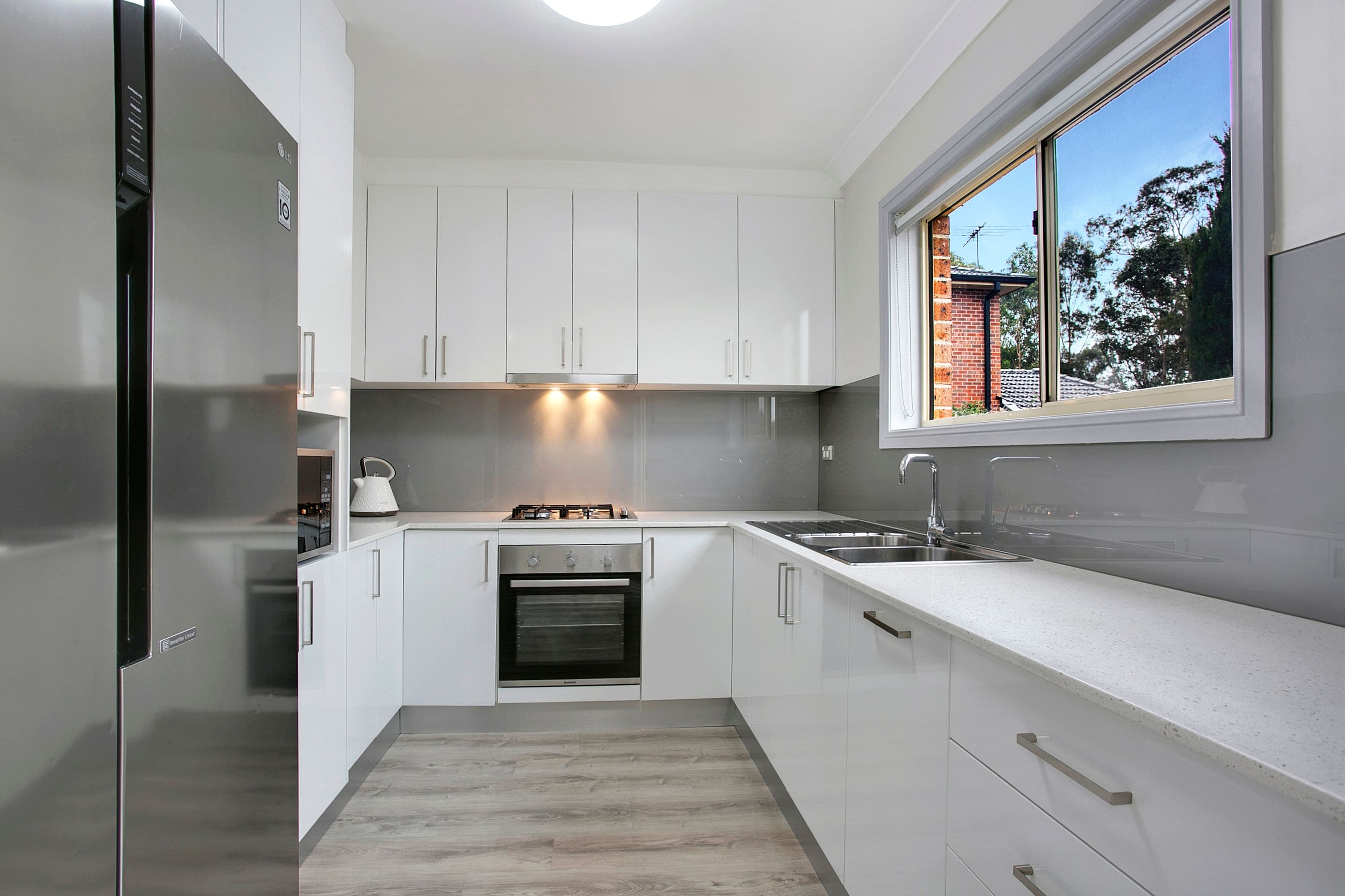 13 Kendall Drive, Casula NSW 2170, Casula - Thumbnail 4