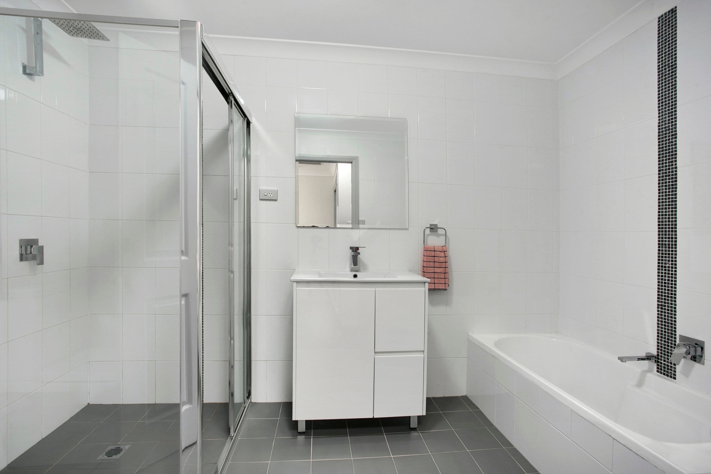 13 Kendall Drive, Casula NSW 2170, Casula - Thumbnail 8