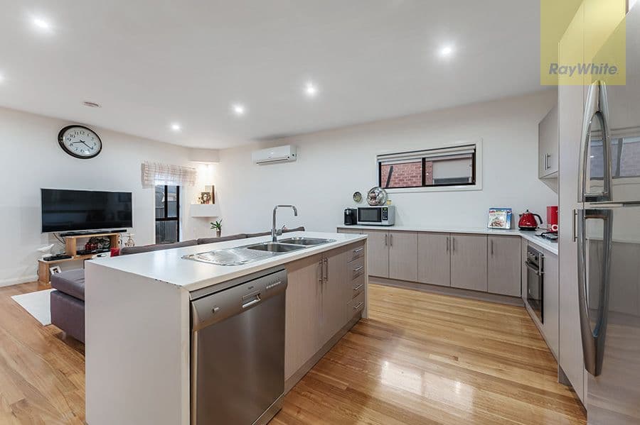 29 Somersby Road, Craigieburn VIC 3064, Craigieburn - Thumbnail 6