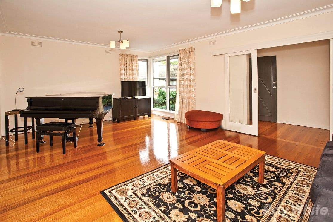 48 Delmore Crescent, GLEN WAVERLEY VIC 3150, Glen Waverley - Thumbnail 4