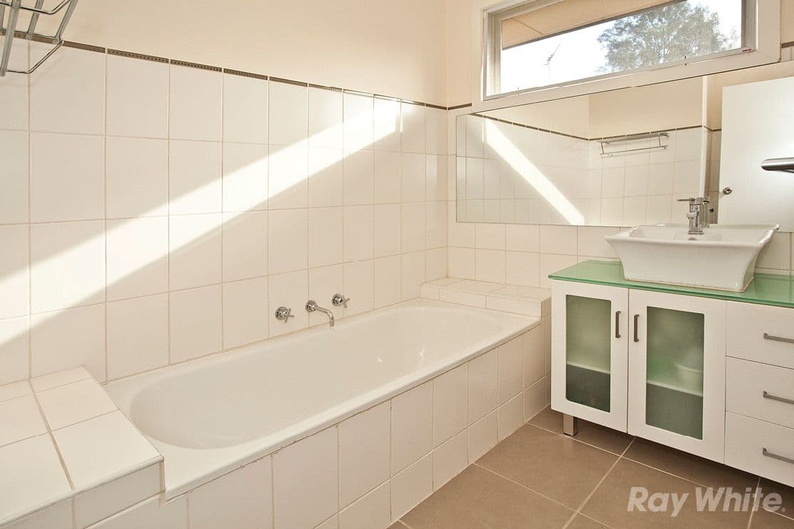 48 Delmore Crescent, GLEN WAVERLEY VIC 3150, Glen Waverley - Thumbnail 7