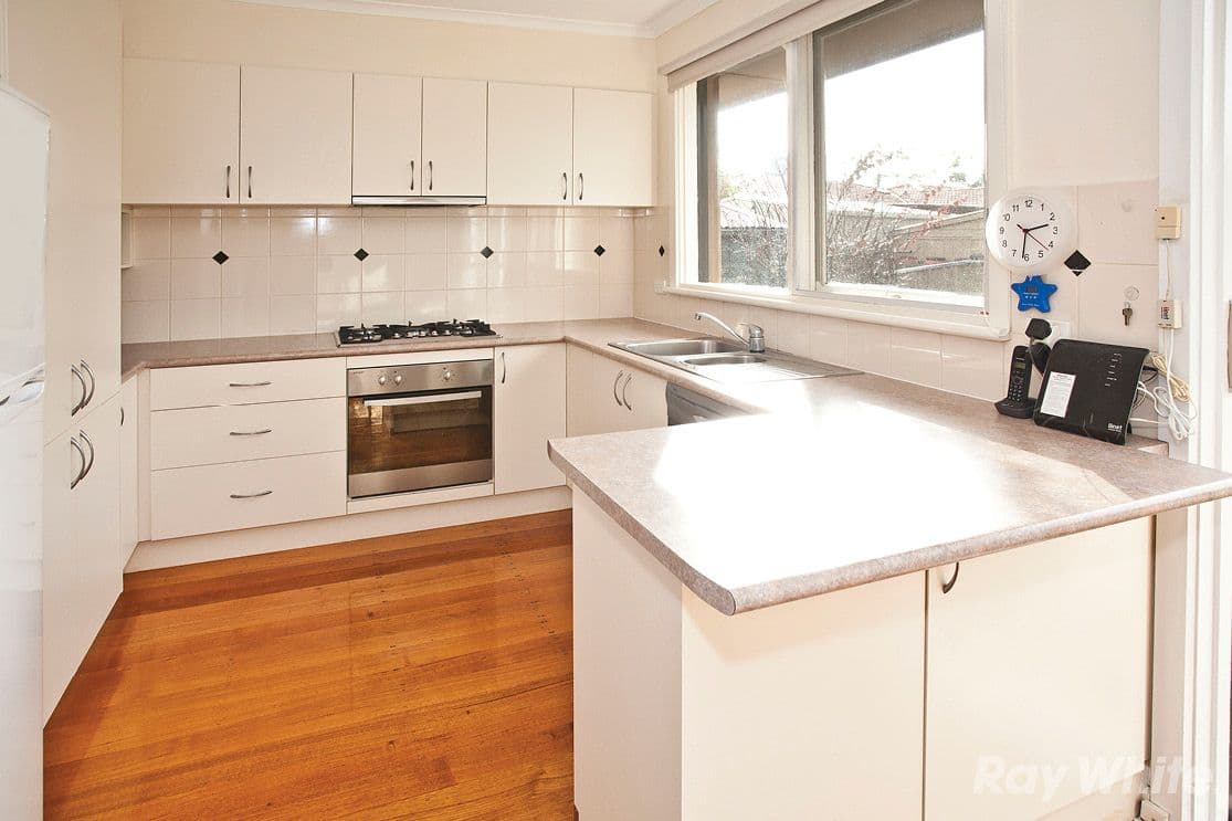 48 Delmore Crescent, GLEN WAVERLEY VIC 3150, Glen Waverley - Thumbnail 8