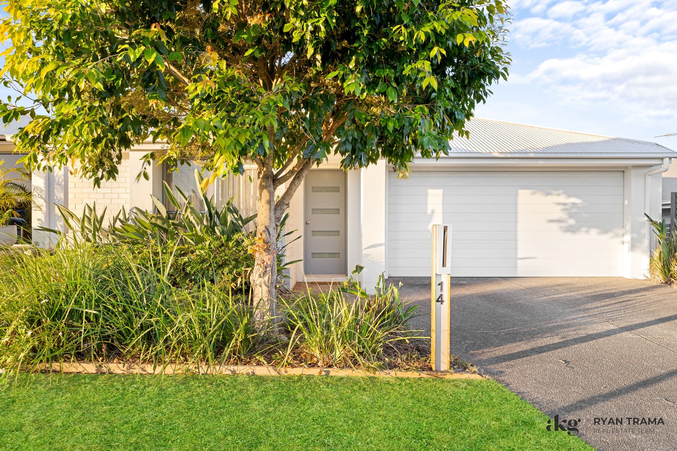 14 Chambers Ridge Boulevard, Park Ridge QLD 4125, Park Ridge - Image 1
