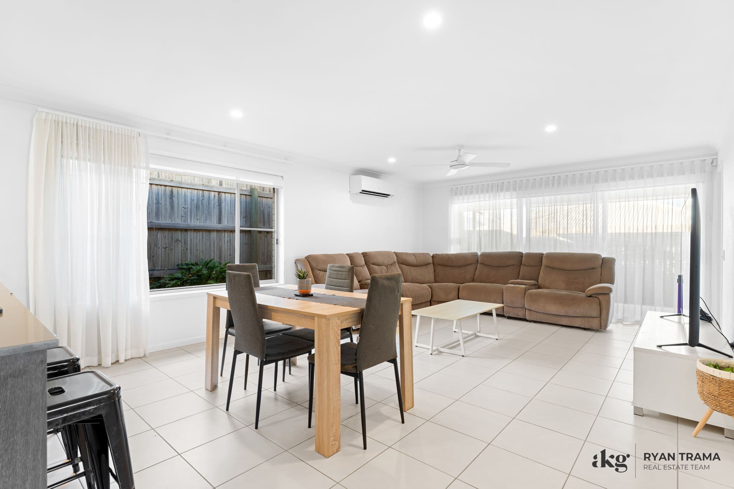 14 Chambers Ridge Boulevard, Park Ridge QLD 4125, Park Ridge - Thumbnail 5