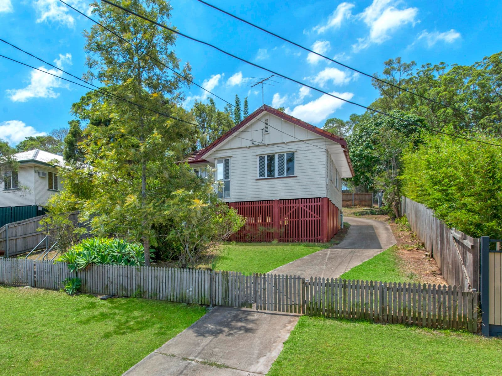 26 Diamond Street, Holland Park QLD 4121, Holland Park - Image 1