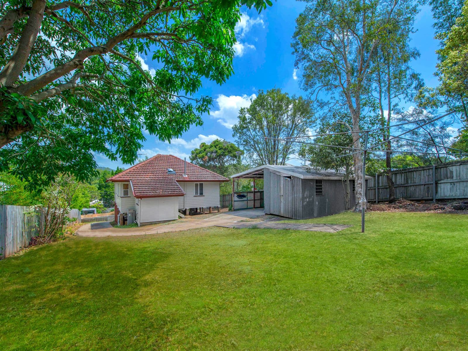 26 Diamond Street, Holland Park QLD 4121, Holland Park - Thumbnail 4