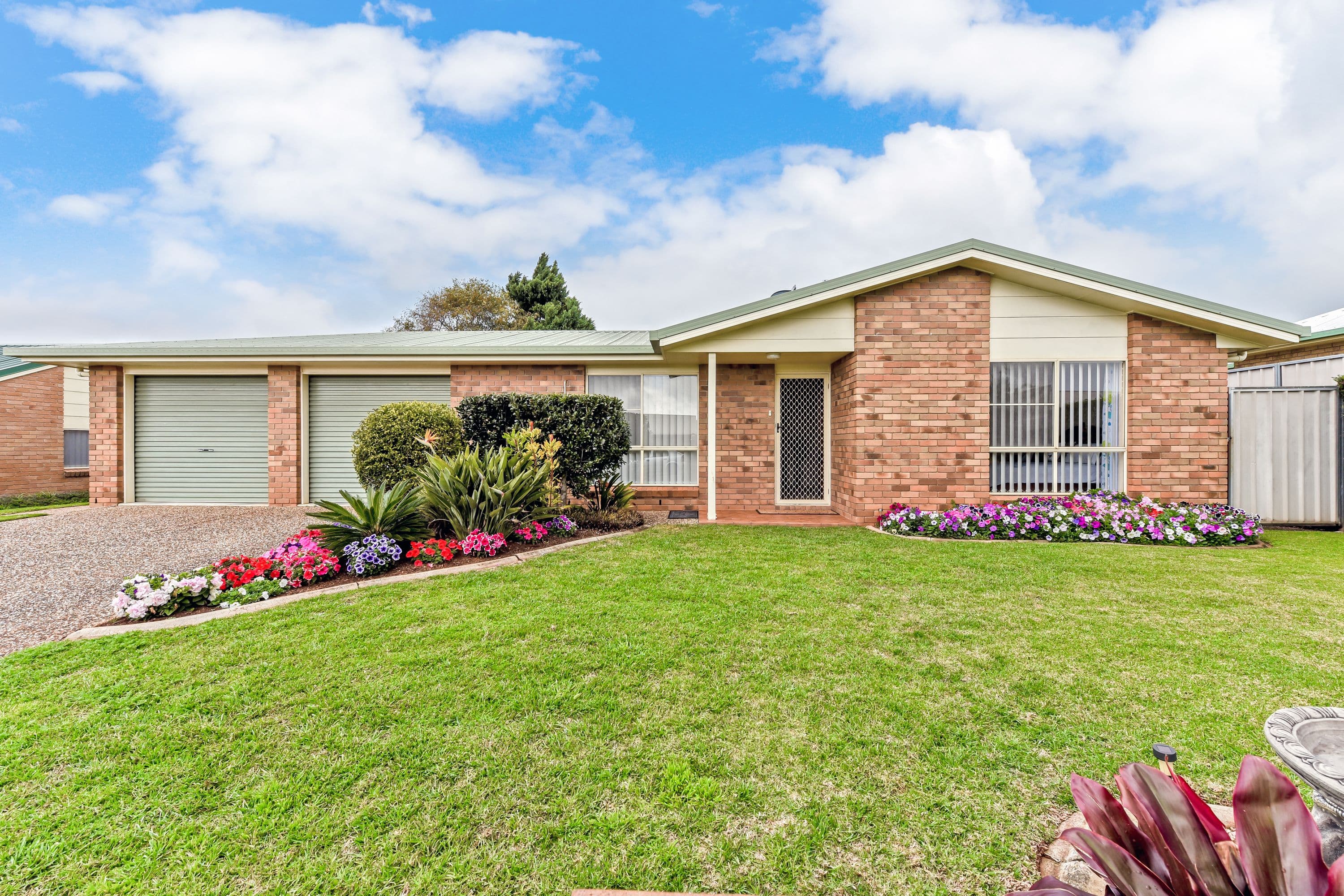 8 Donna Court, Kearneys Spring QLD 4350, Kearneys Spring - Image 1