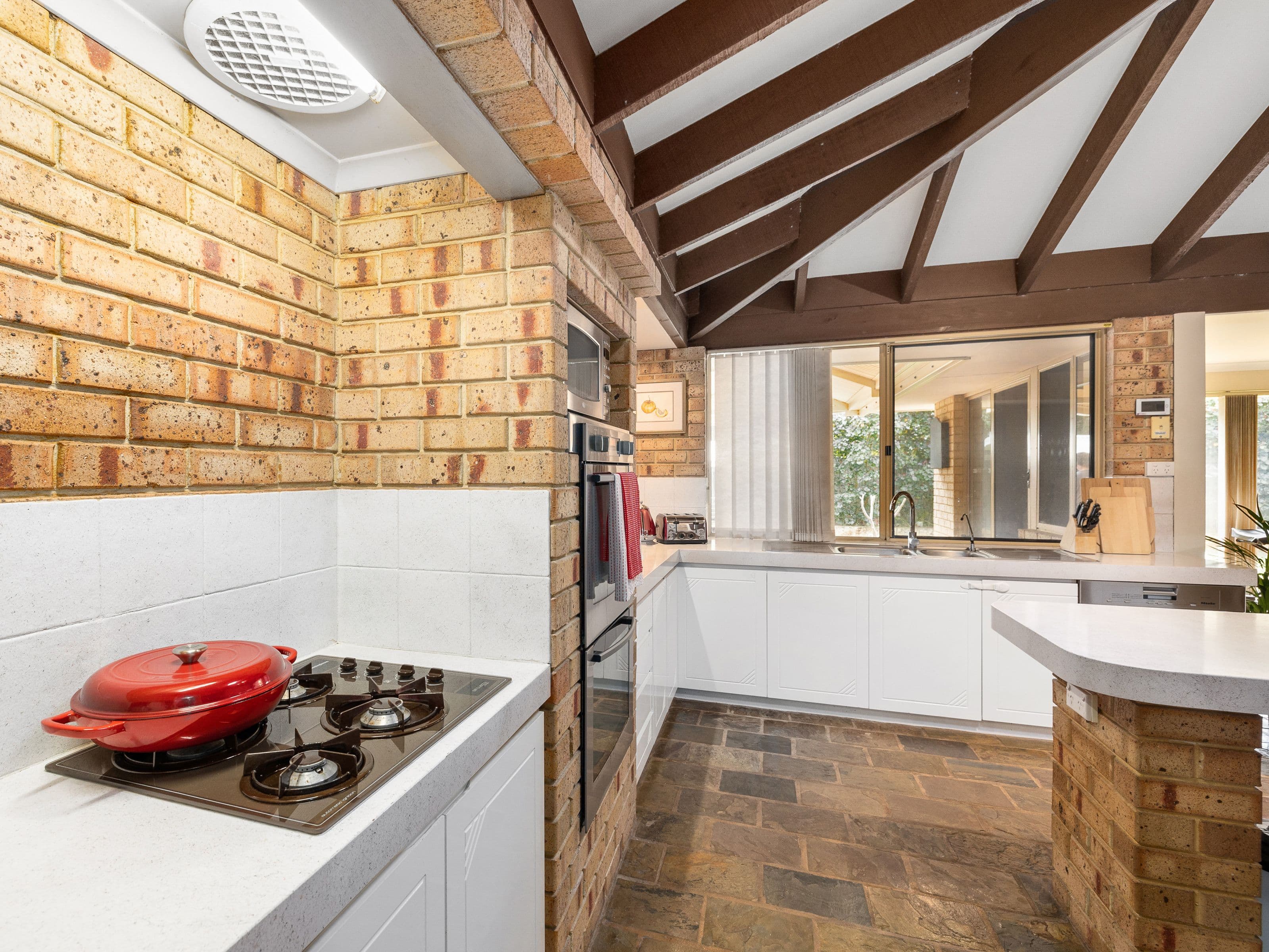 6 Clemros Way, Leeming WA 6149, Leeming - Thumbnail 6