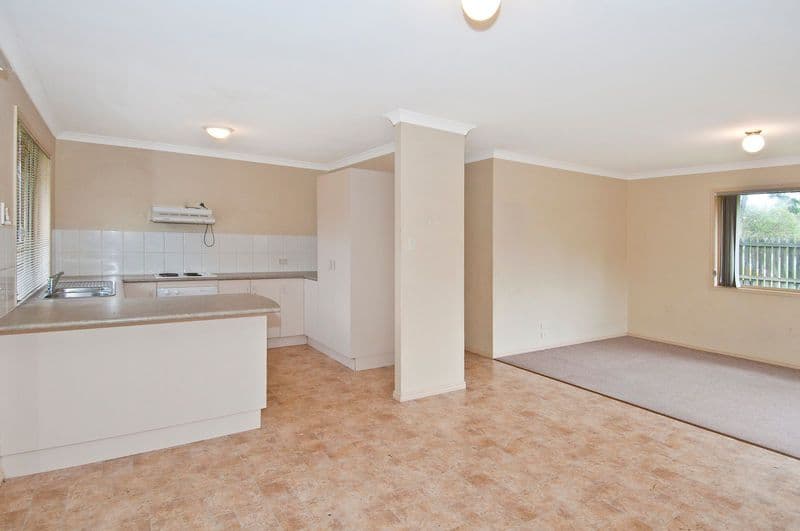 23 Oakwood Drive, WATERFORD WEST QLD 4133, Waterford West - Thumbnail 3