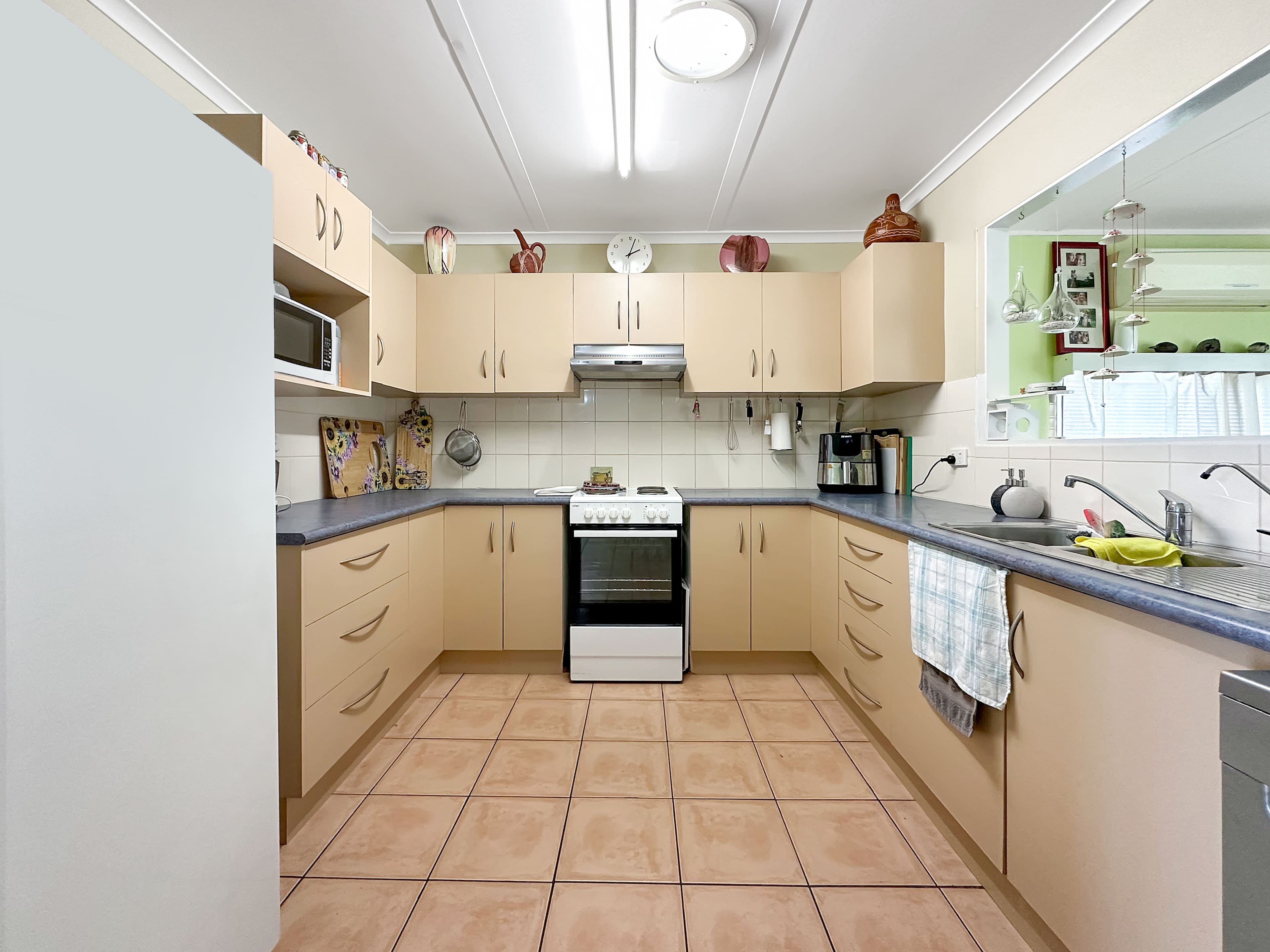 9 Manon Street, Armstrong Beach QLD 4737, Armstrong Beach - Thumbnail 4