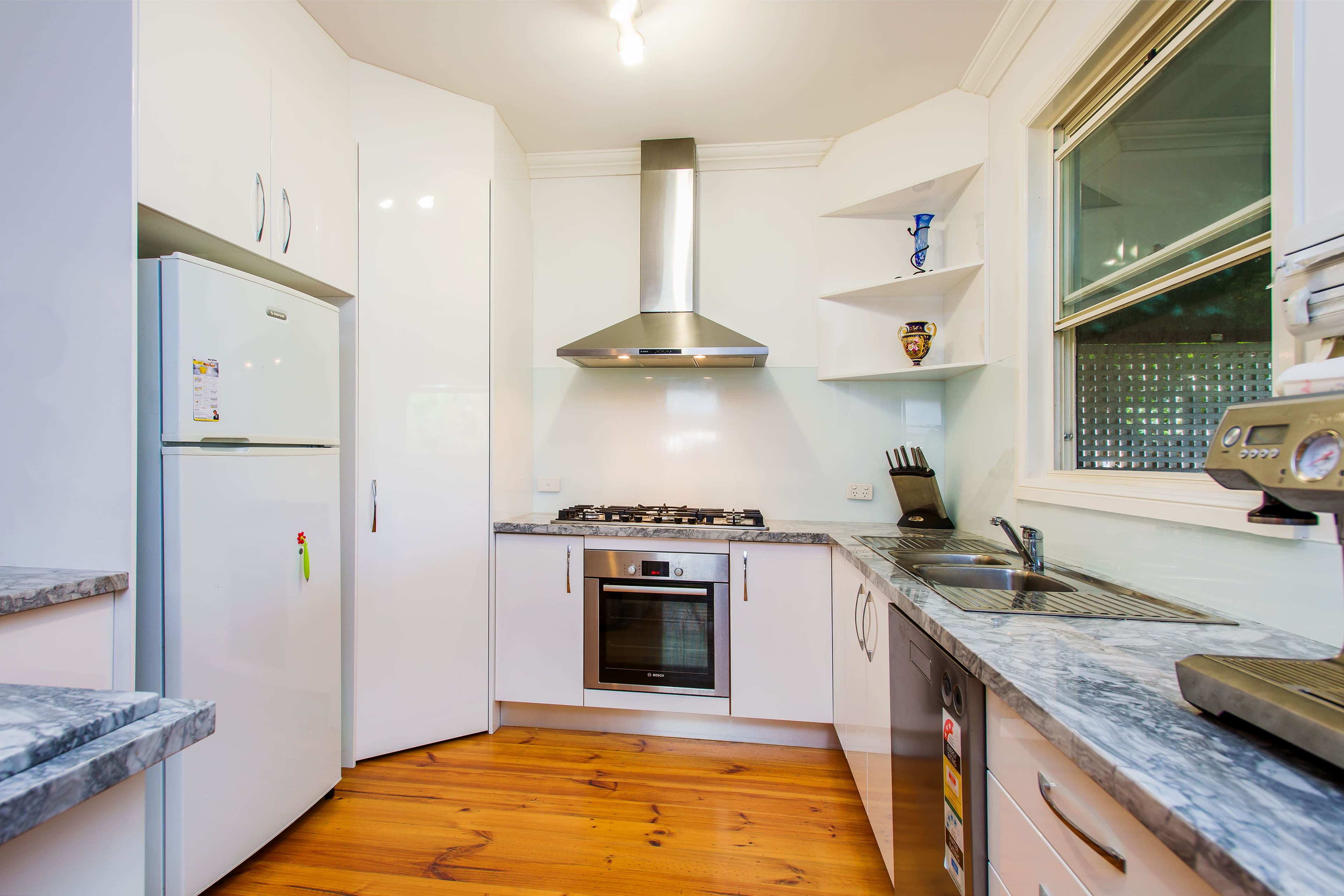 30 Burn Street, Camp Hill QLD 4152, Camp Hill - Thumbnail 4