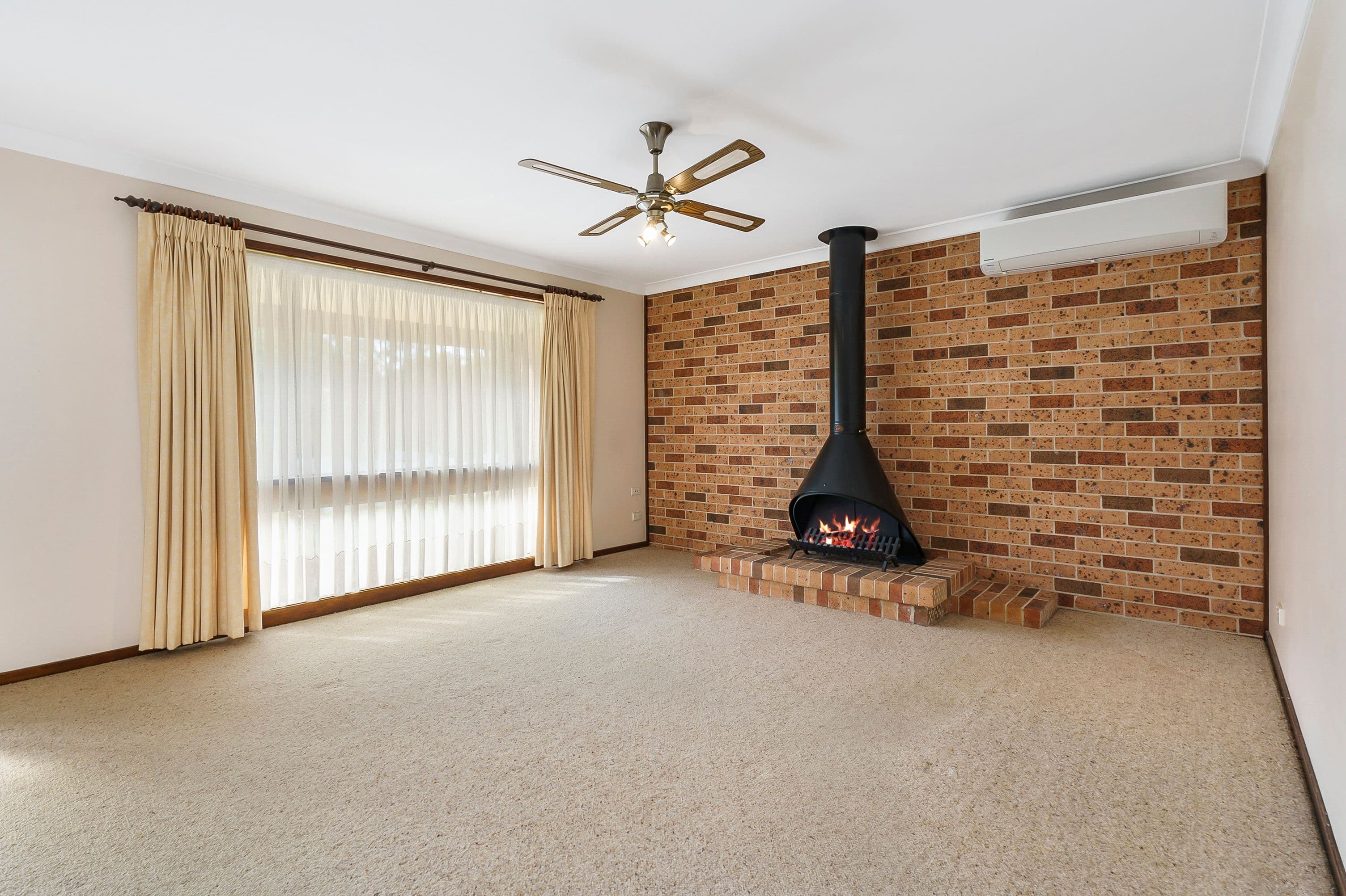 8 Macquarie Place, Glossodia NSW 2756, Glossodia - Thumbnail 2