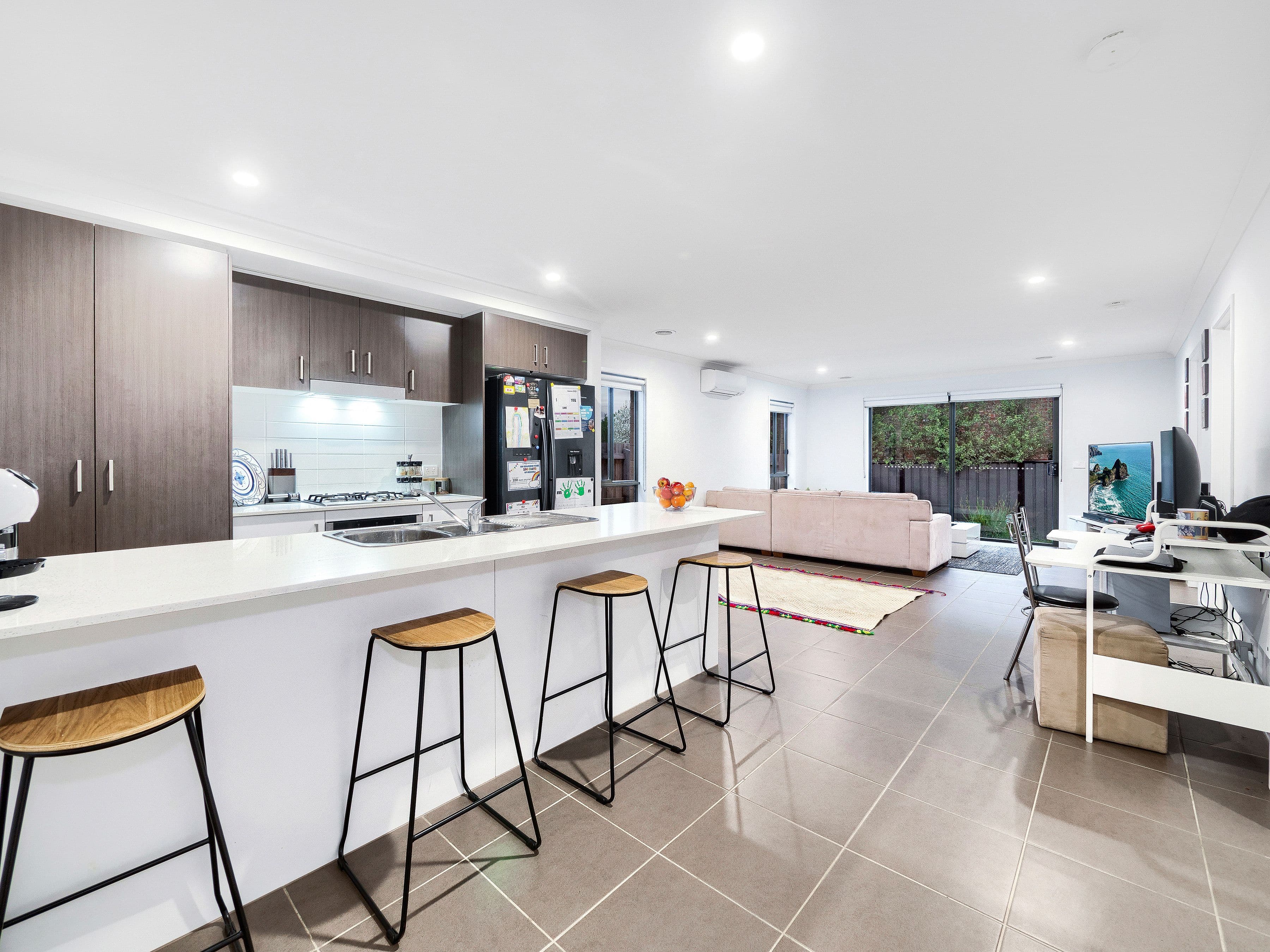 25 Paso Grove, Clyde North VIC 3978, Clyde North - Thumbnail 6