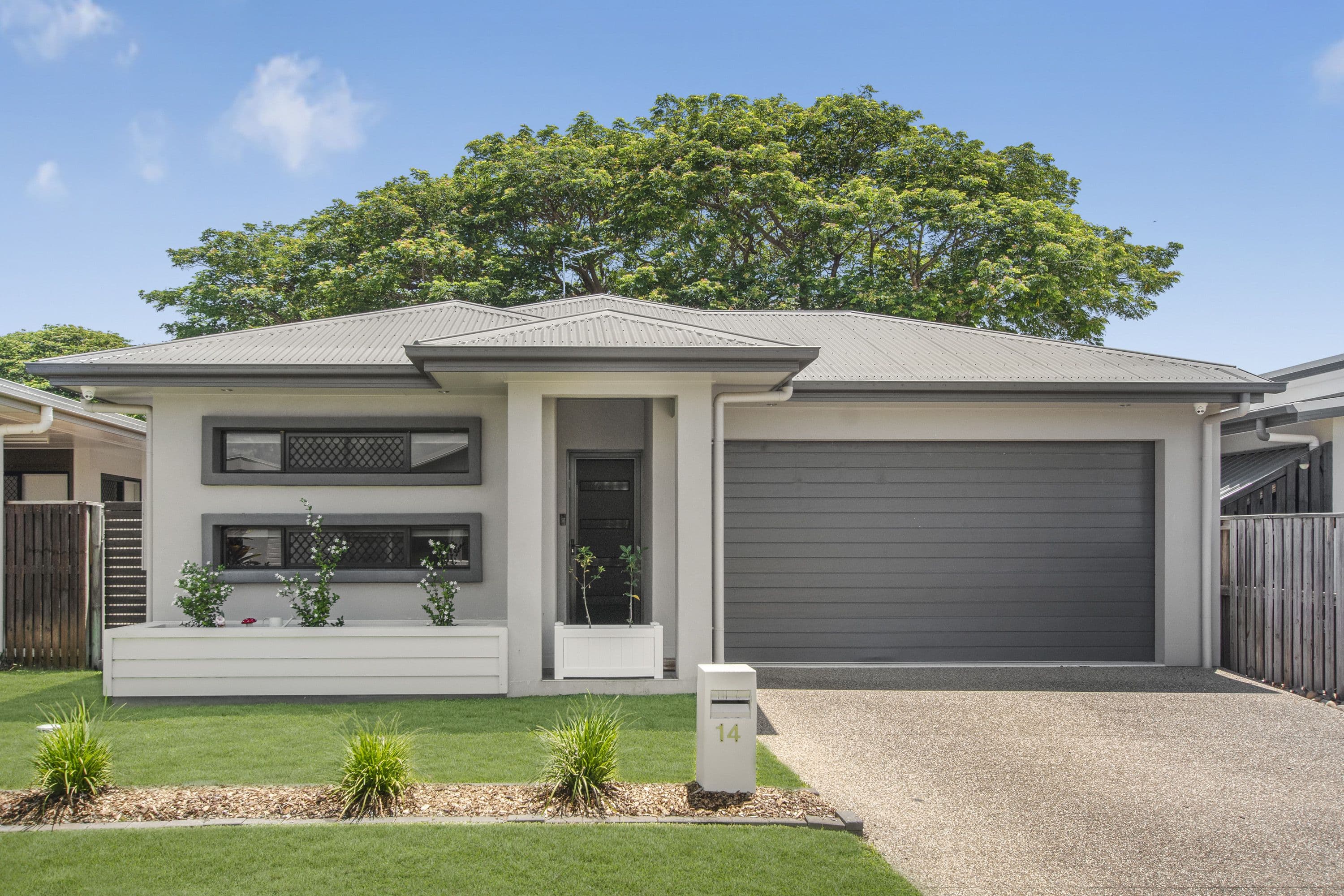 14 Huxley Crescent, Oonoonba QLD 4811, Oonoonba - Image 1