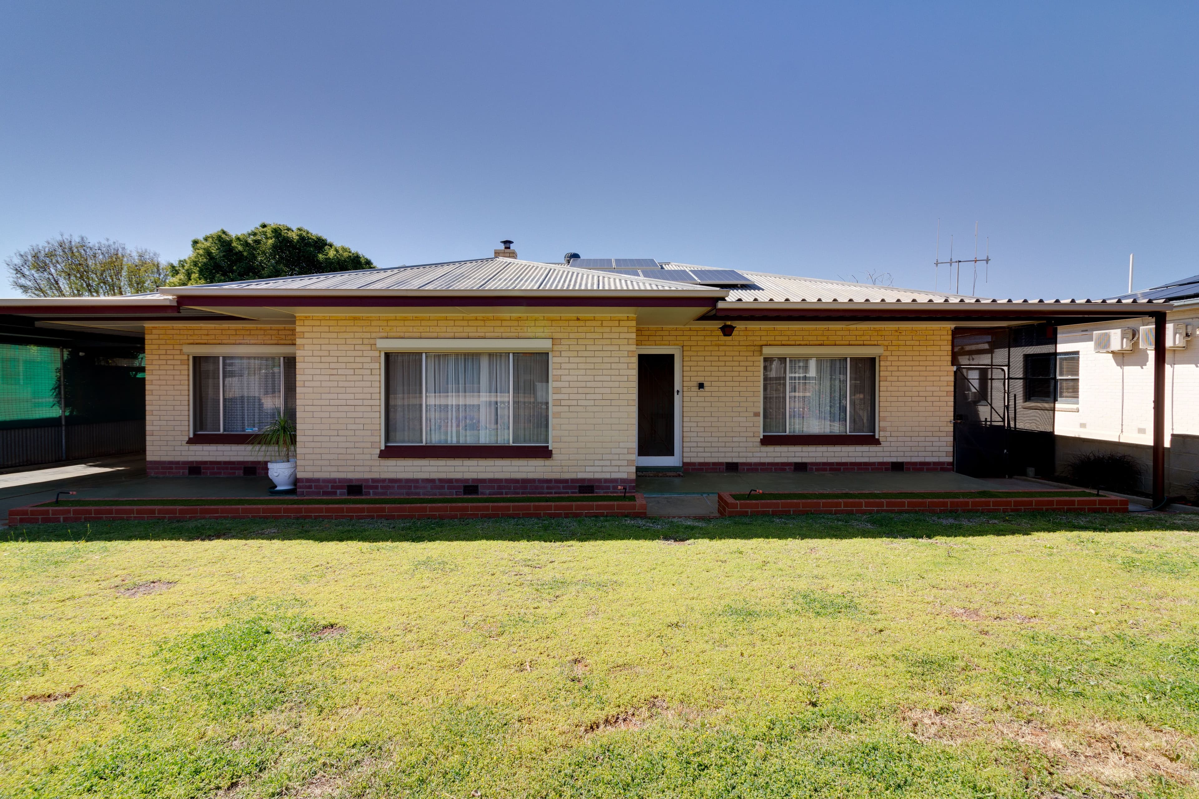 21 Wodonga Avenue, Loxton SA 5333, Loxton - Image 1