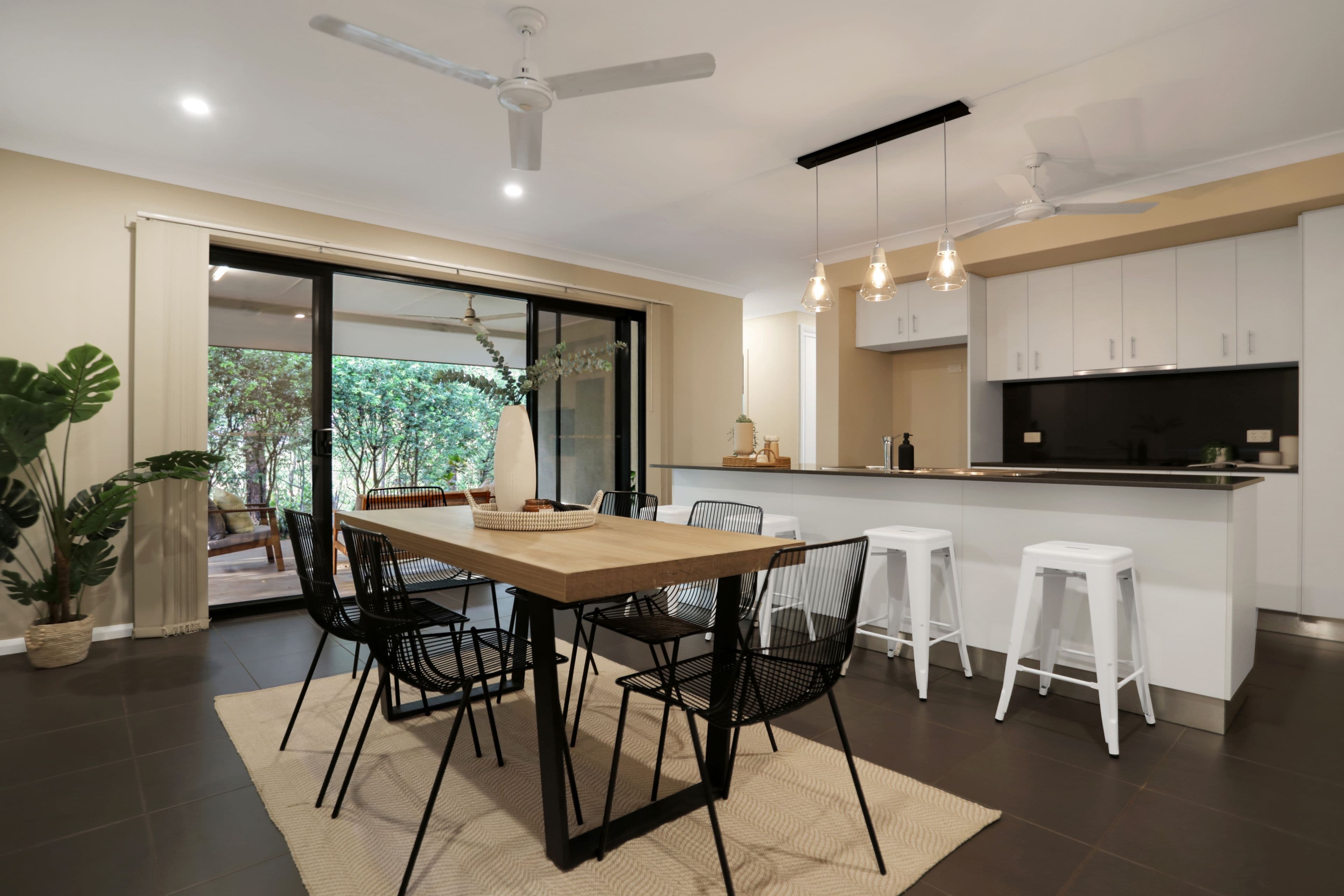 37 Flametree Circuit, Rosebery NT 0832, Rosebery - Thumbnail 2