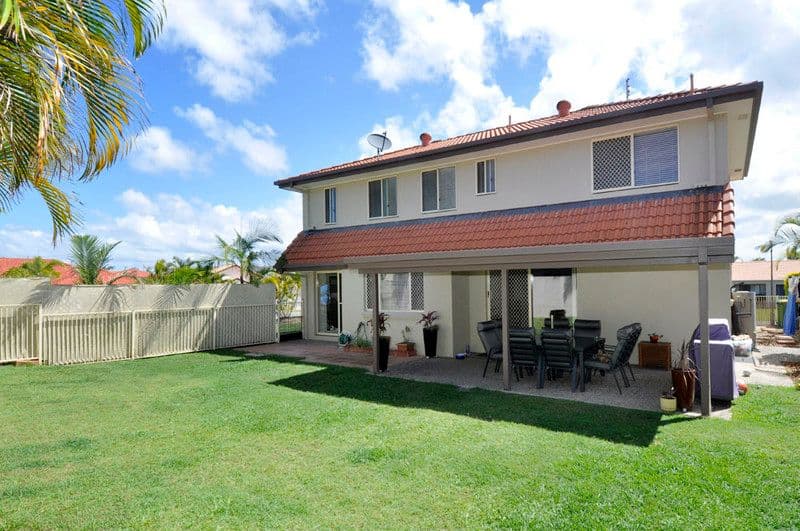 1 Orpington Court, ARUNDEL QLD 4214, Arundel - Thumbnail 2