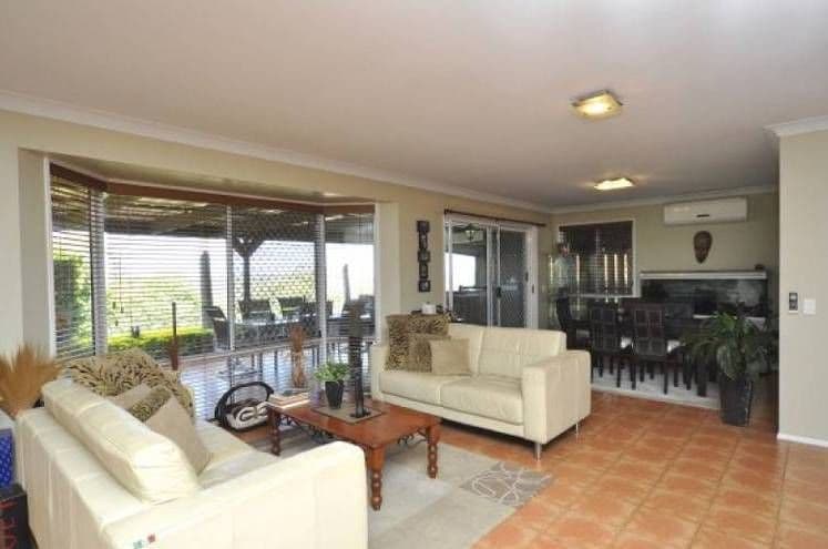 23 Crestridge Crescent, OXENFORD QLD 4210, Oxenford - Thumbnail 5