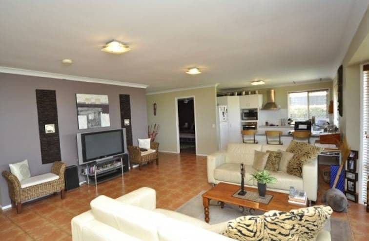 23 Crestridge Crescent, OXENFORD QLD 4210, Oxenford - Thumbnail 6