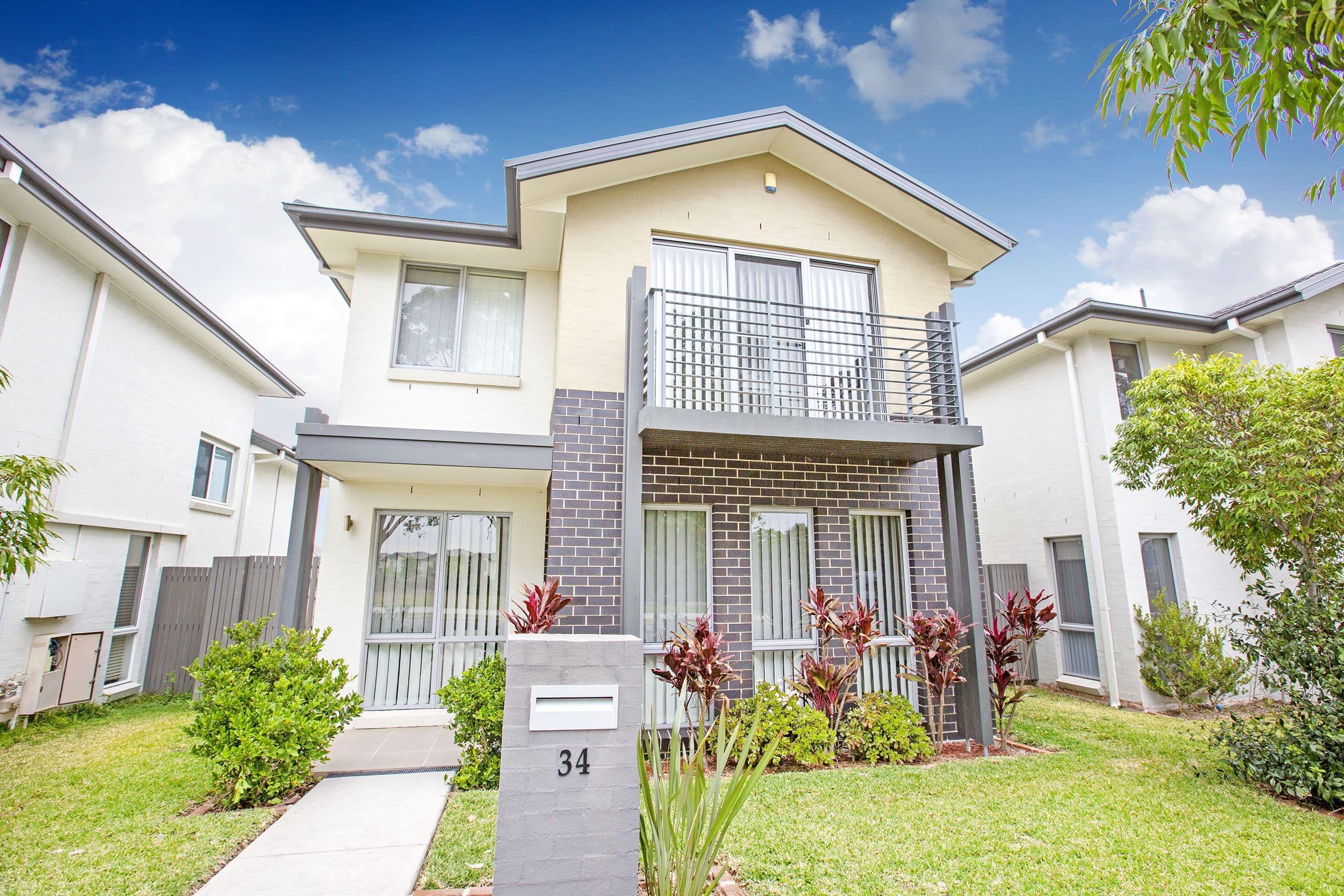 34 Lockheed Avenue, Middleton Grange - Image 1