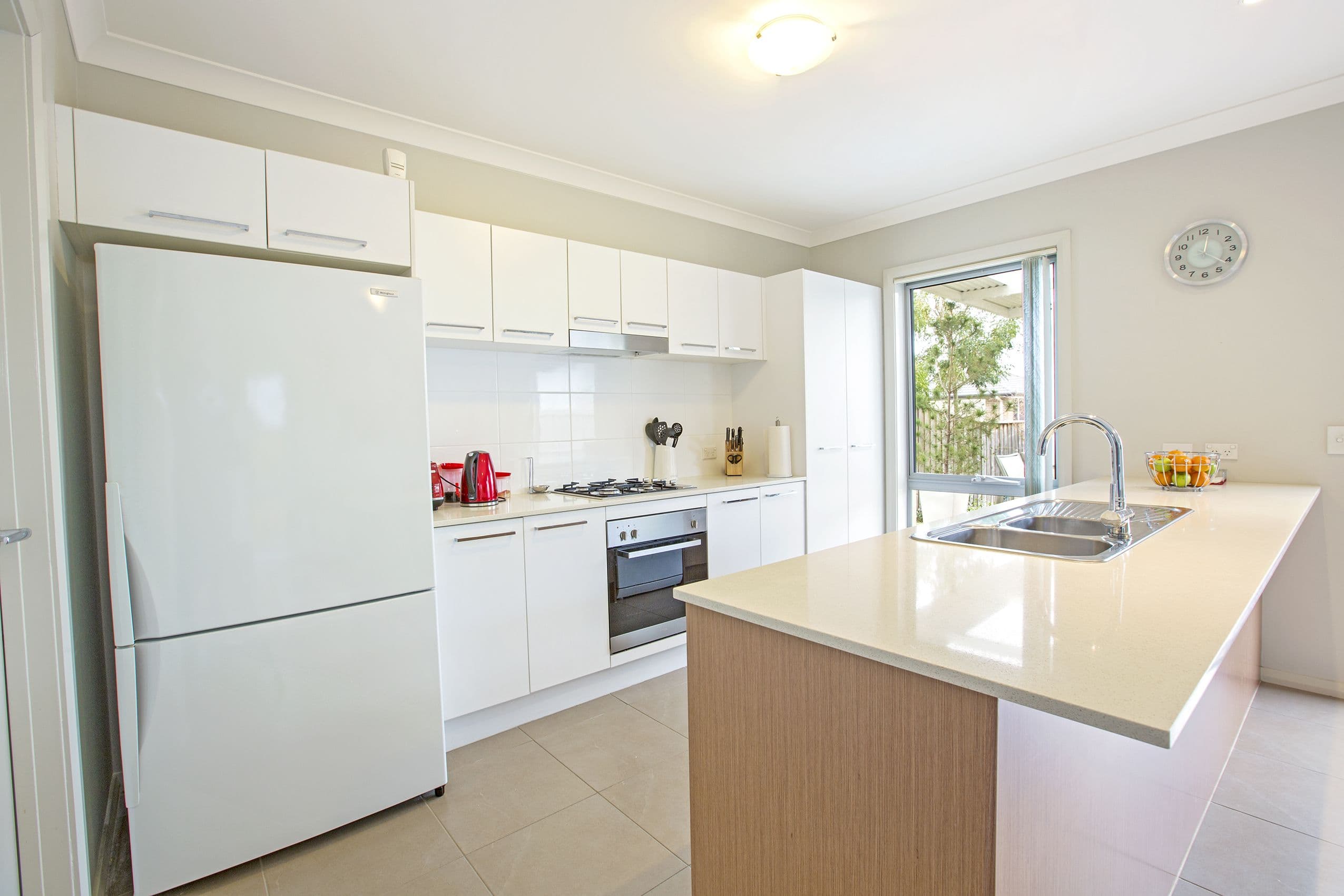 34 Lockheed Avenue, Middleton Grange - Thumbnail 3