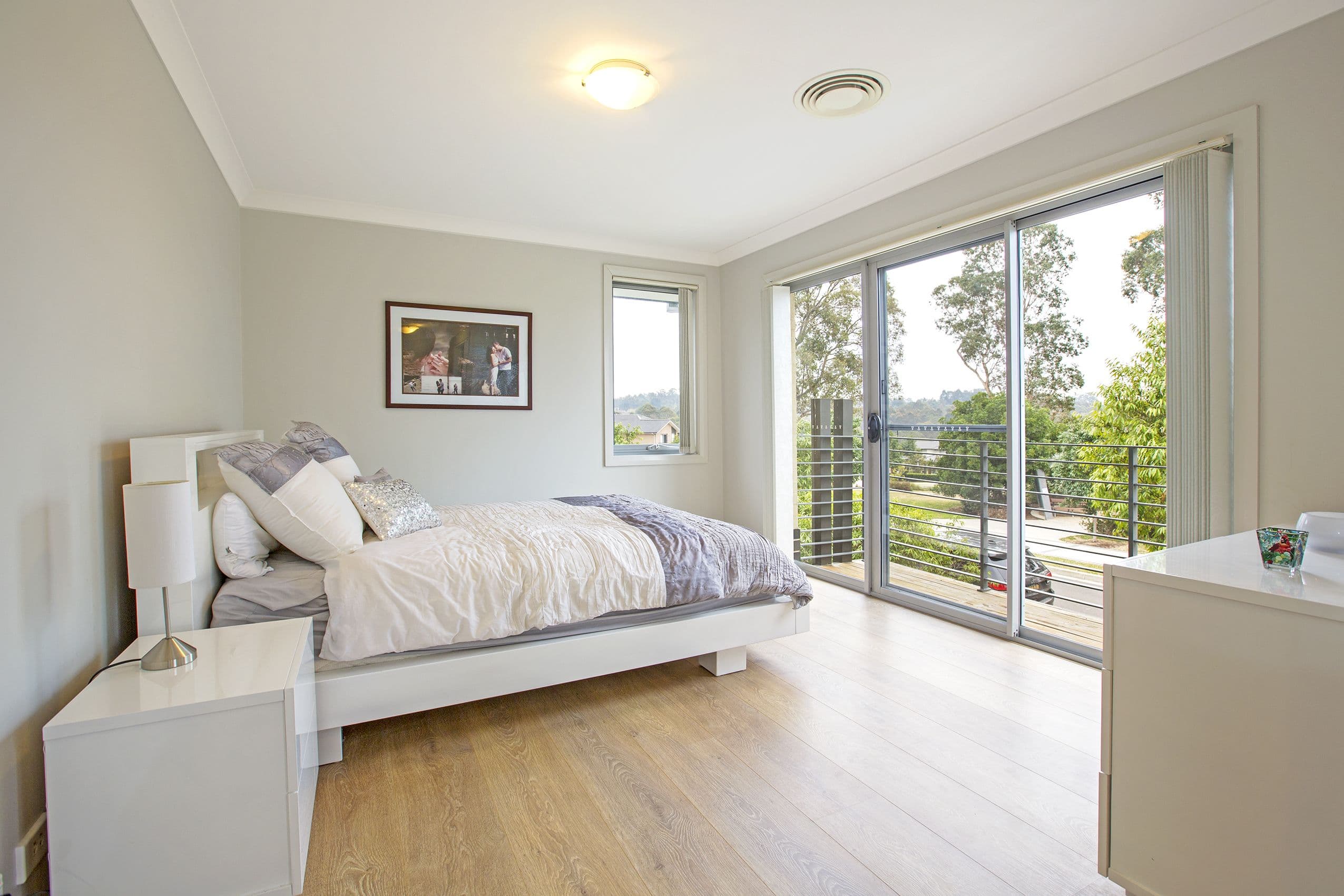 34 Lockheed Avenue, Middleton Grange - Thumbnail 6