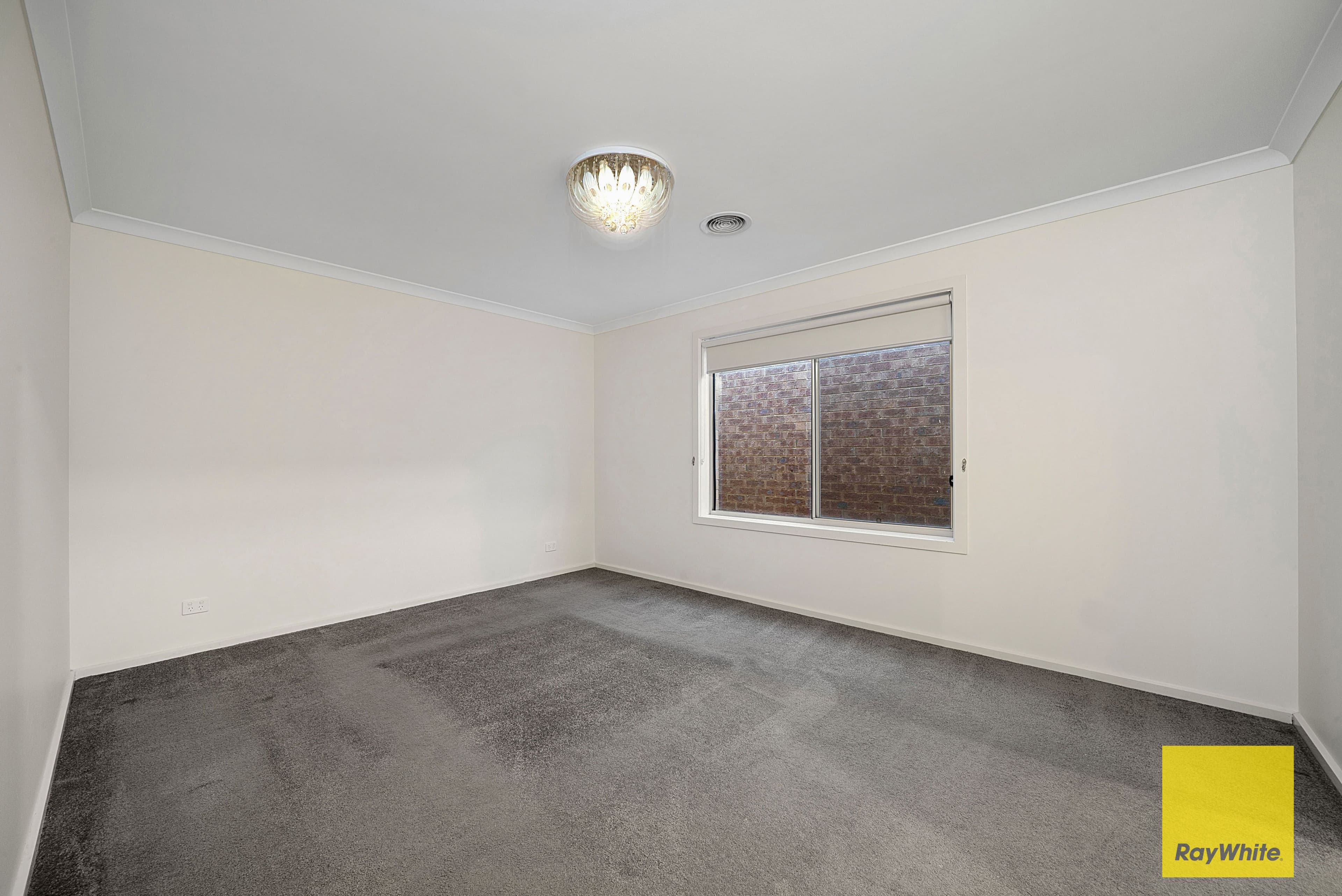 4 Caraleena Drive, Tarneit VIC 3029, Tarneit - Thumbnail 4