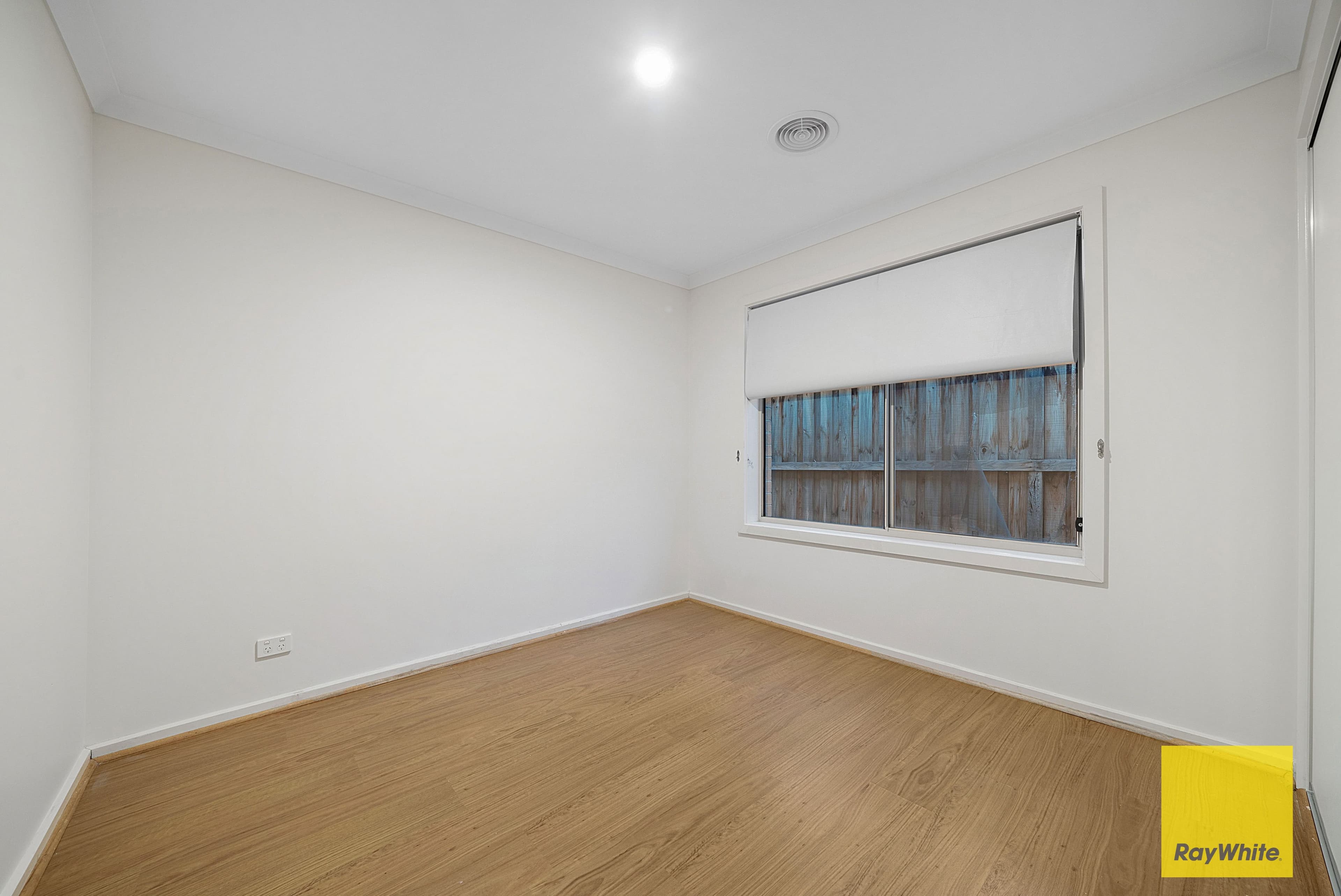 4 Caraleena Drive, Tarneit VIC 3029, Tarneit - Thumbnail 7