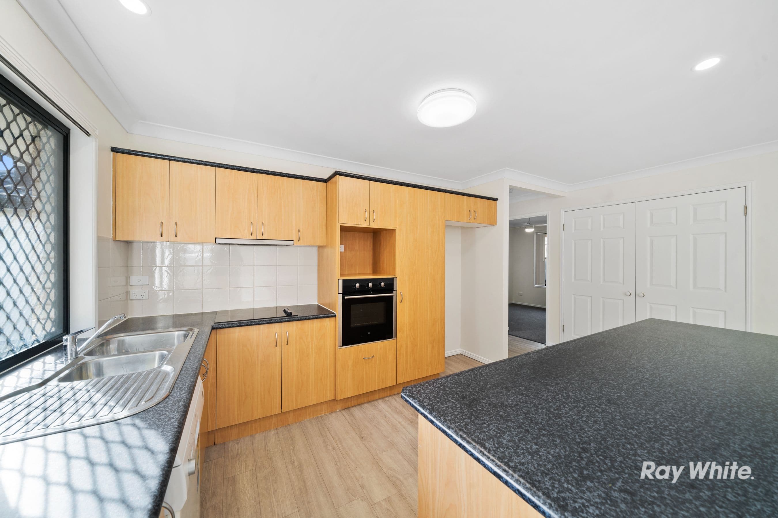 5 Randerson Street, Forest Lake QLD 4078, Forest Lake - Thumbnail 4