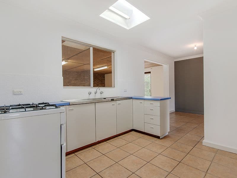 20 Corring Way, Parmelia WA 6167, Parmelia - Thumbnail 6