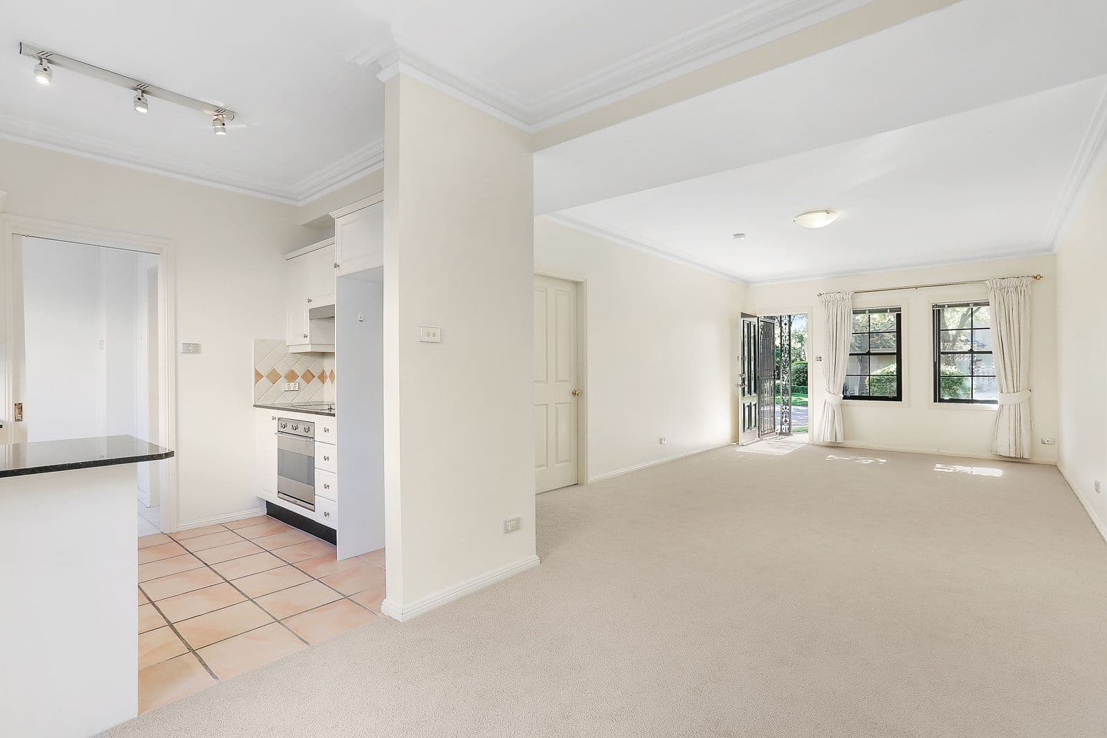 27 William Street, Botany NSW 2019, Botany - Thumbnail 2