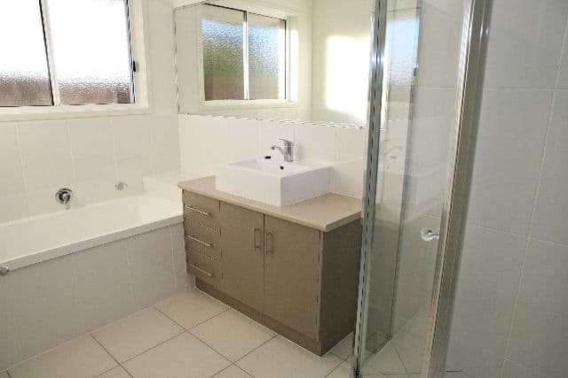 14 Sanctuary Drive, ASHFIELD QLD 4670, Ashfield - Thumbnail 3