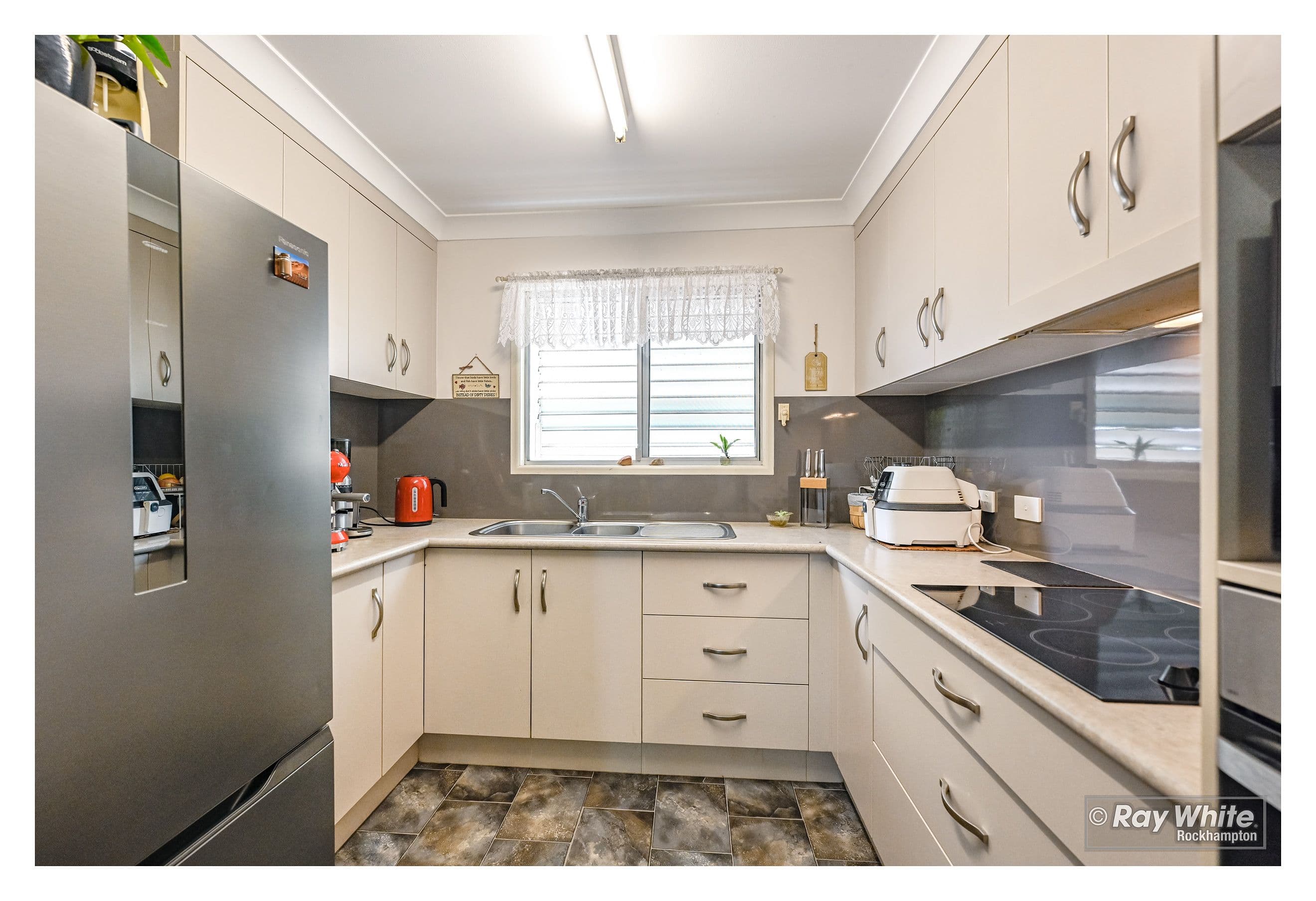 42 Herbert Street, Wandal QLD 4700, Wandal - Thumbnail 4