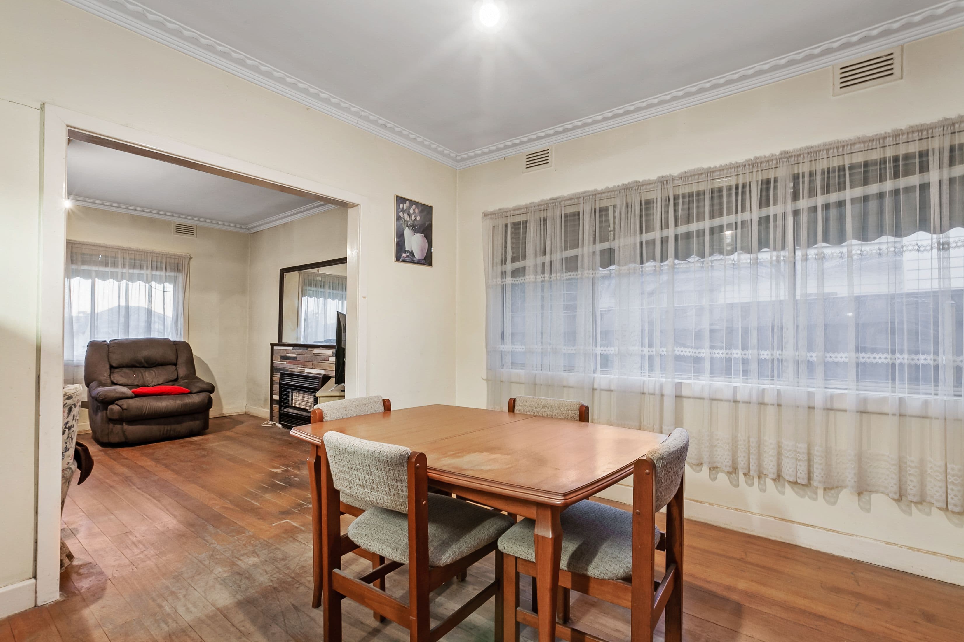 40 Allenby Avenue, Reservoir VIC 3073, Reservoir - Thumbnail 4