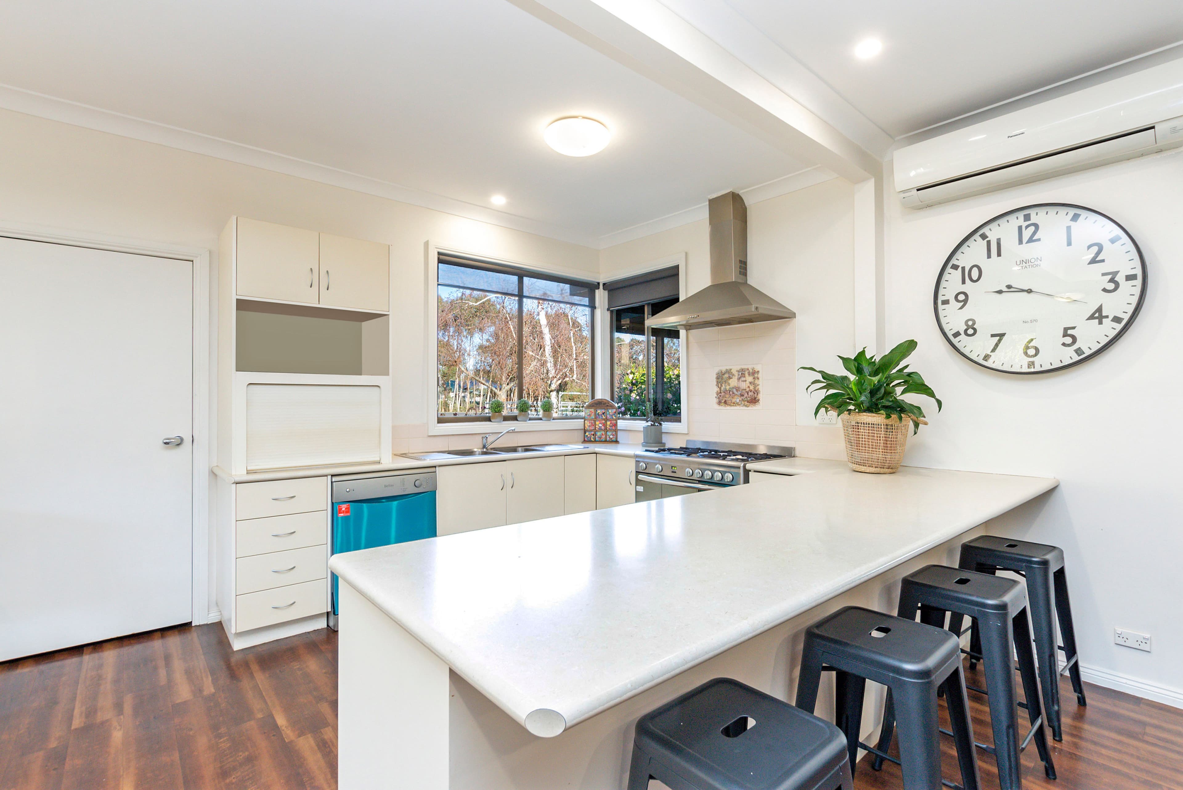 1600 Warrnambool-Caramut Road, Winslow VIC 3281, Winslow - Thumbnail 4