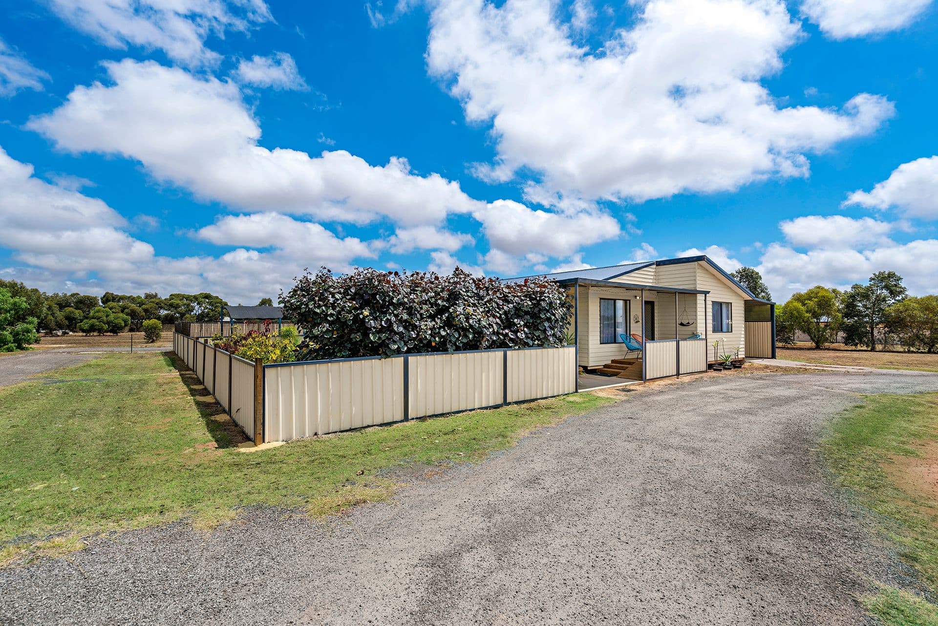 6 Roding Court, Deepdale WA 6532, Deepdale - Thumbnail 2