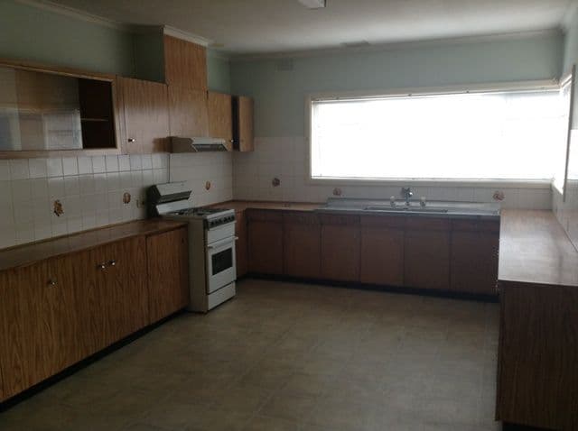 72 Leonard Avenue, Noble Park VIC 3174, Noble Park - Thumbnail 4